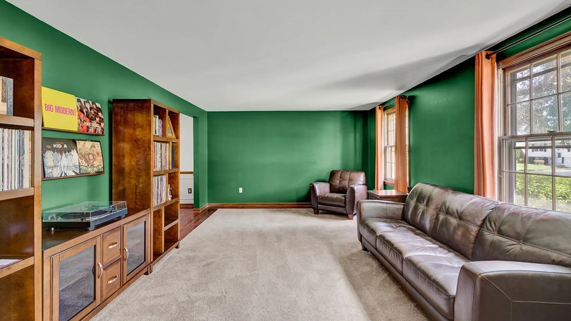 Property at 490 Sprucewood Ter Terrace, Amherst, NY 14221 4