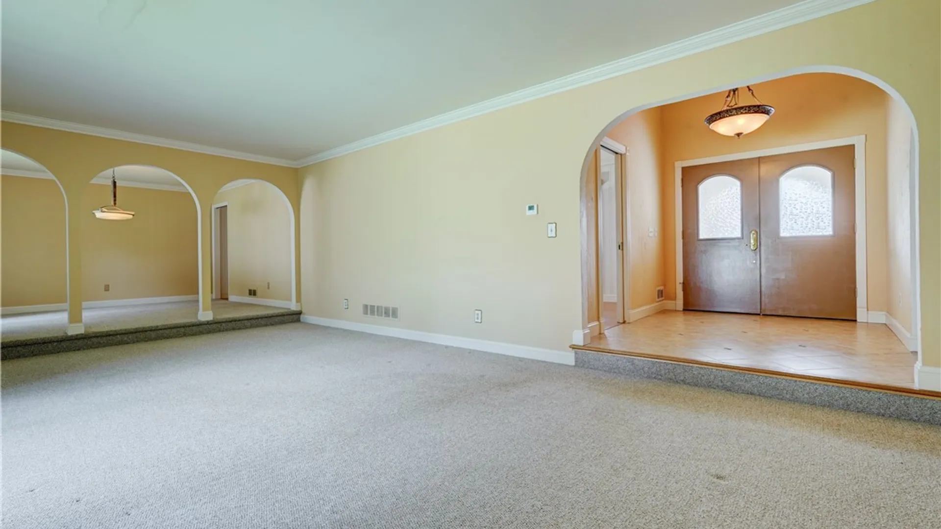 Property at 4 Pin Hook Lane, Pittsford, NY 14534 4