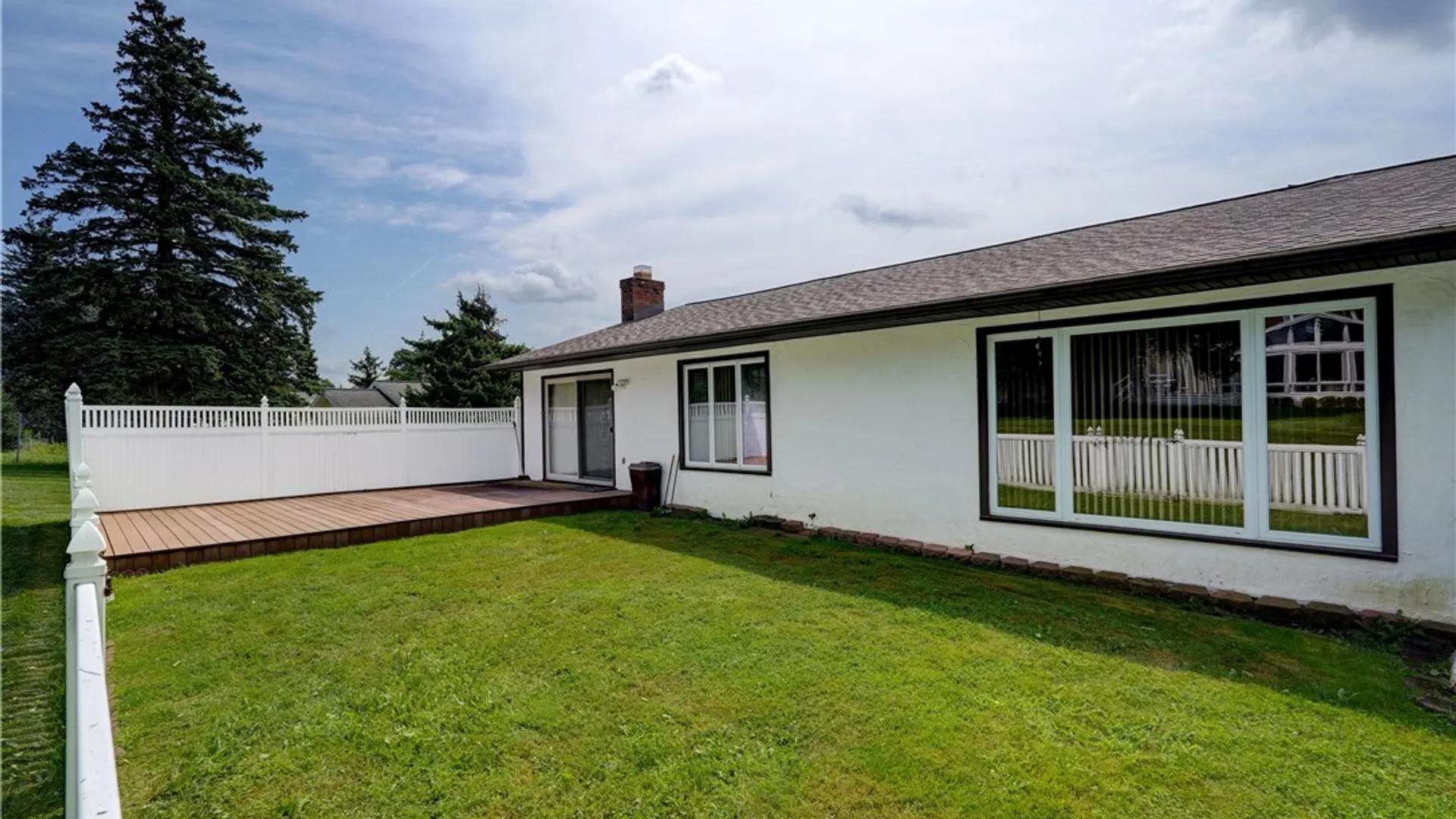 Property at 4 Pin Hook Lane, Pittsford, NY 14534 34