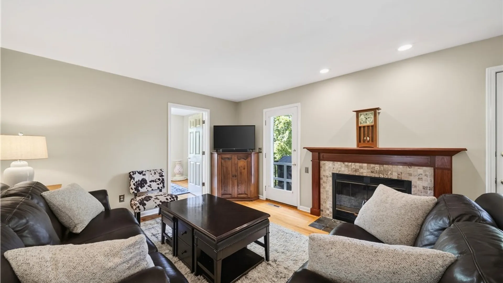 Property at 7891 E Ridge Pointe Drive, Manlius, NY 13066 11