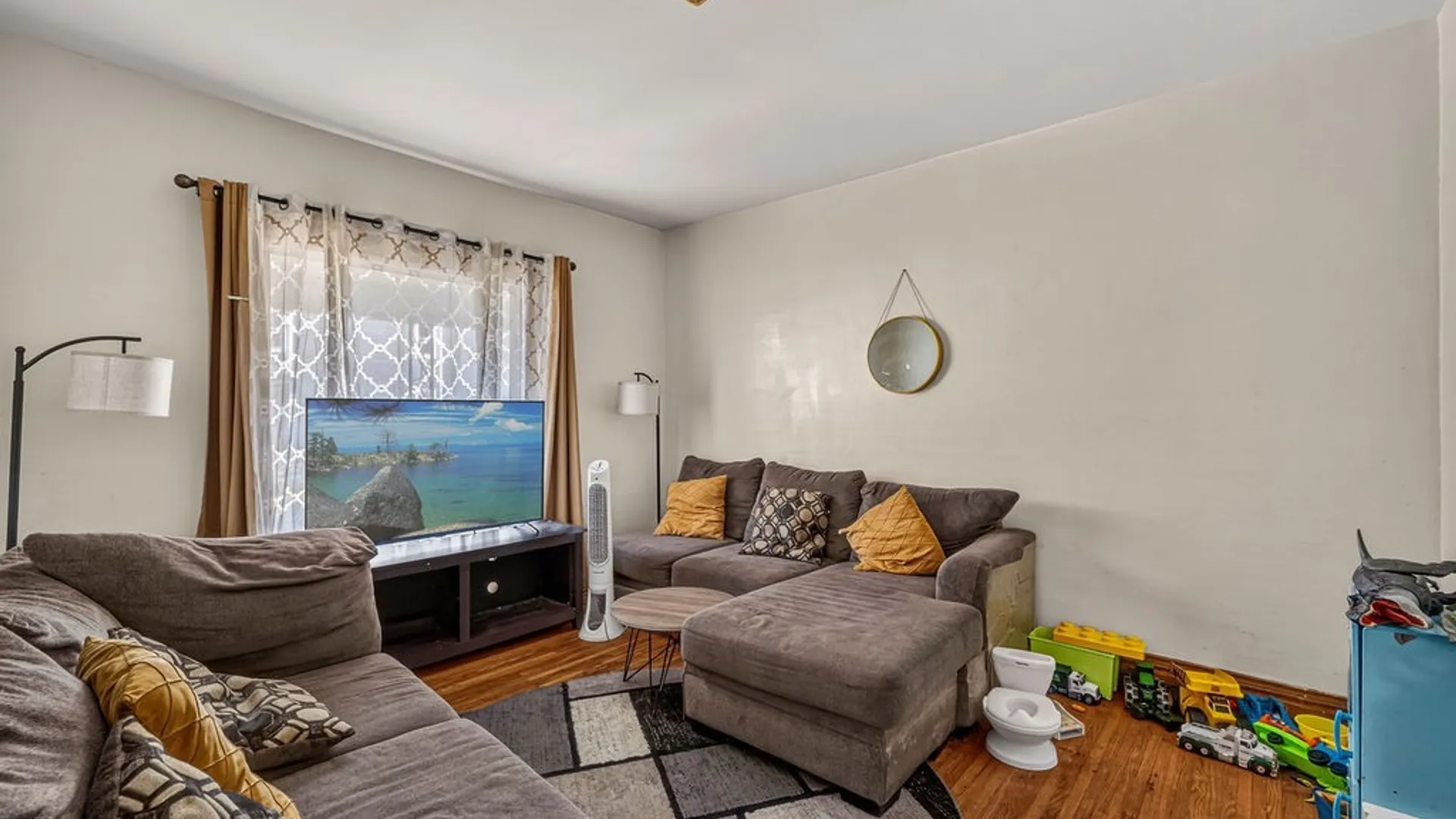 Property at 25 Hoyt Street, Buffalo, NY 14213 5
