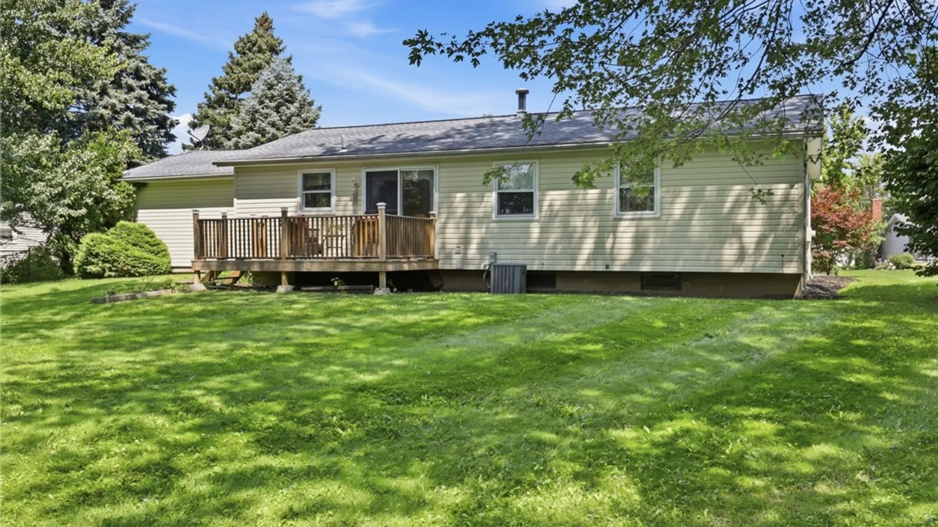 Property at 108 Long Wood Dr Drive, Greece, NY 14612 29