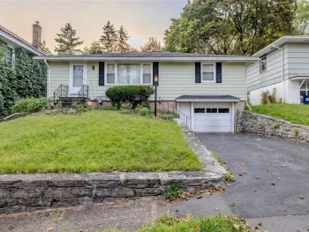 Property at 306 Carlton Drive, Syracuse, NY 13214