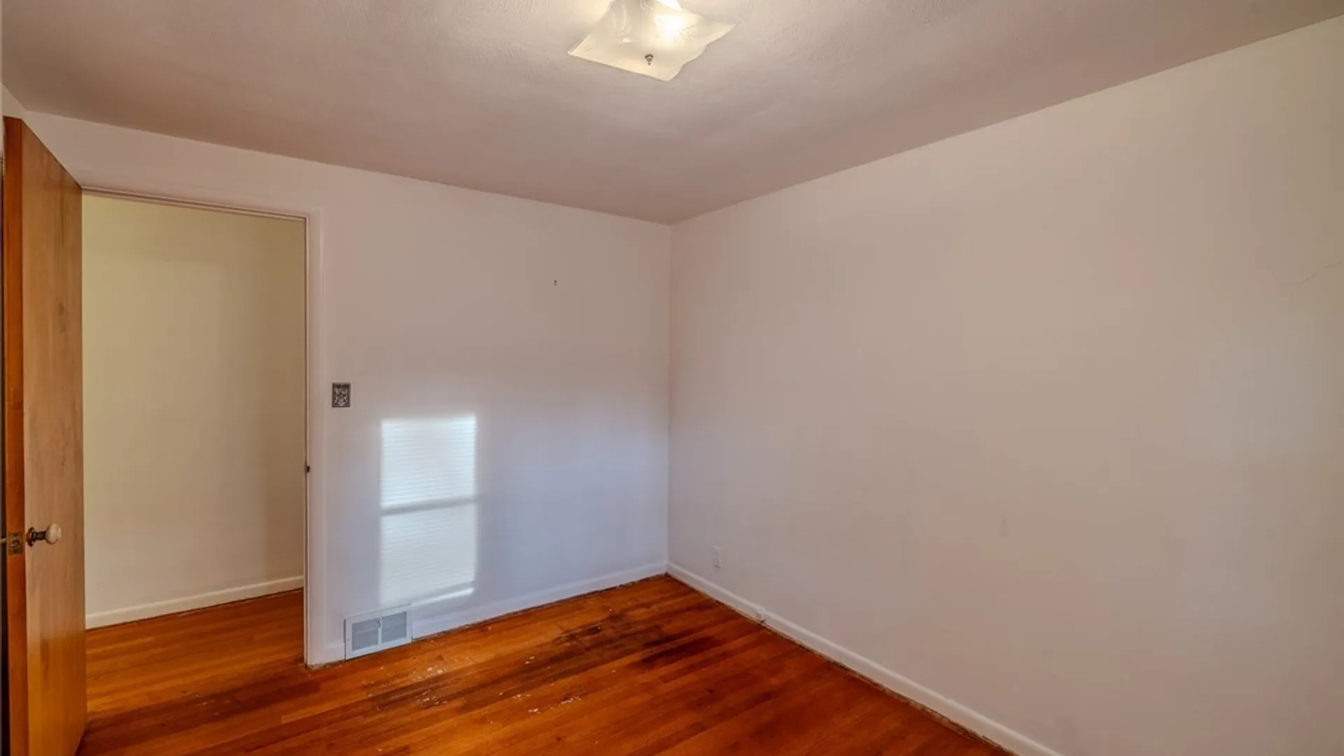 Property at 306 Carlton Drive, Syracuse, NY 13214 17