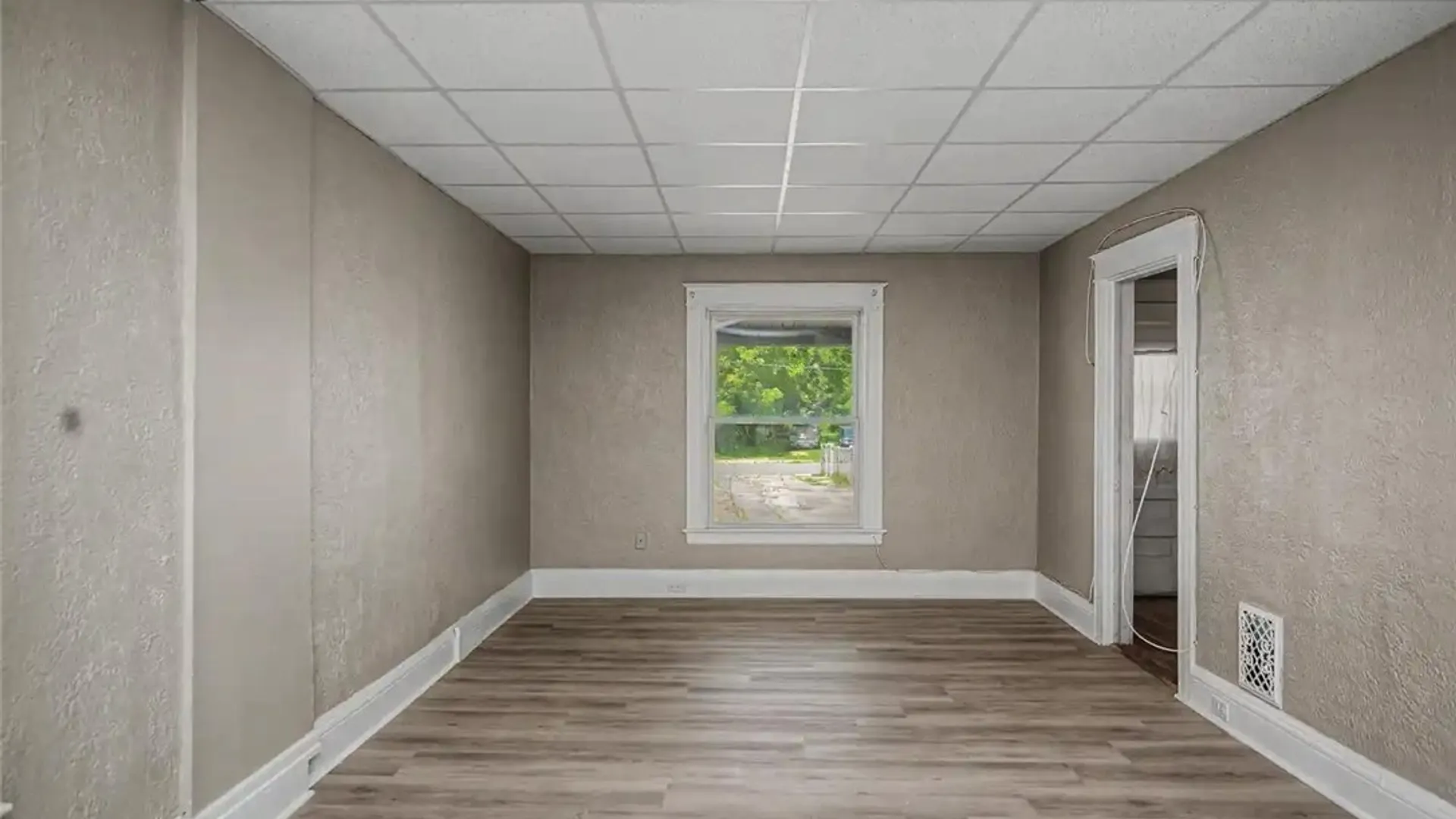 Property at 1335 Michigan Avenue, Niagara Falls, NY 14305 7