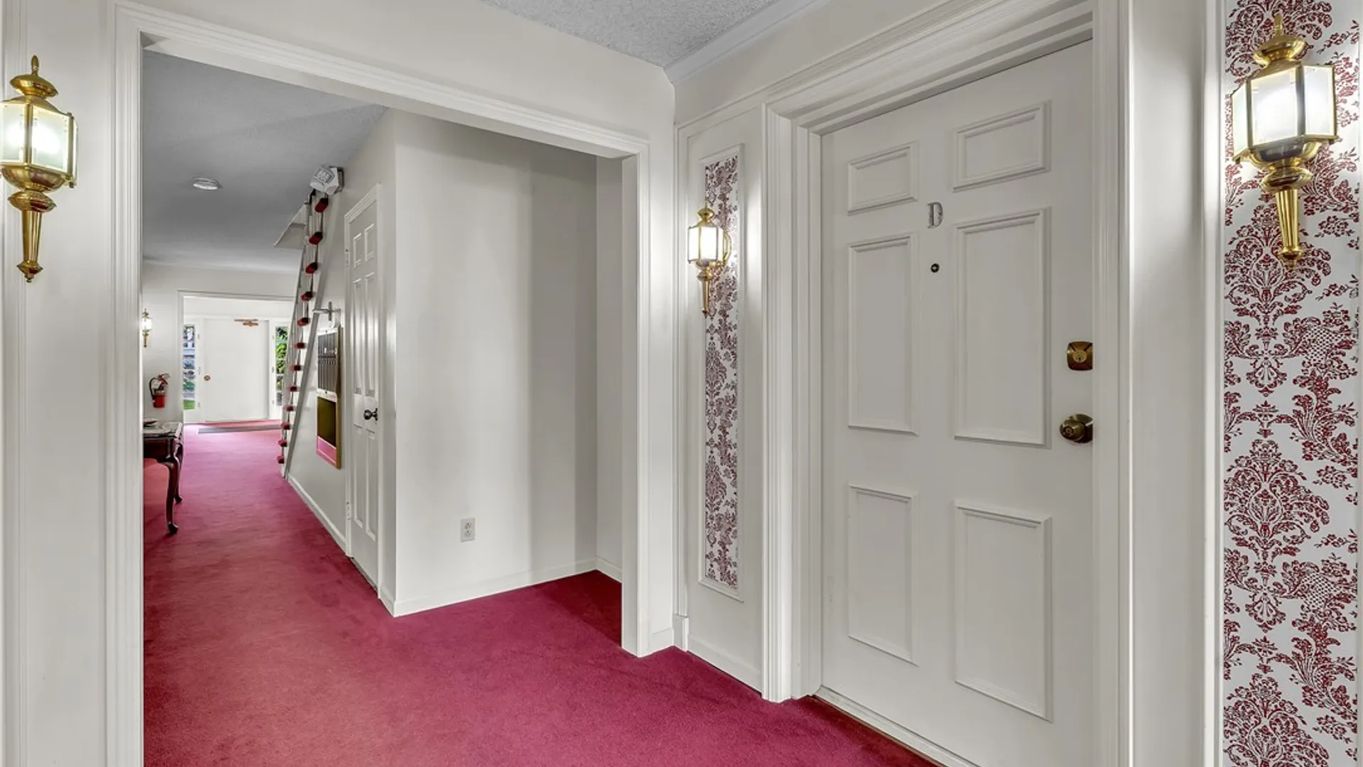 Property at 71 Homer Lane, Amherst, NY 14221 9
