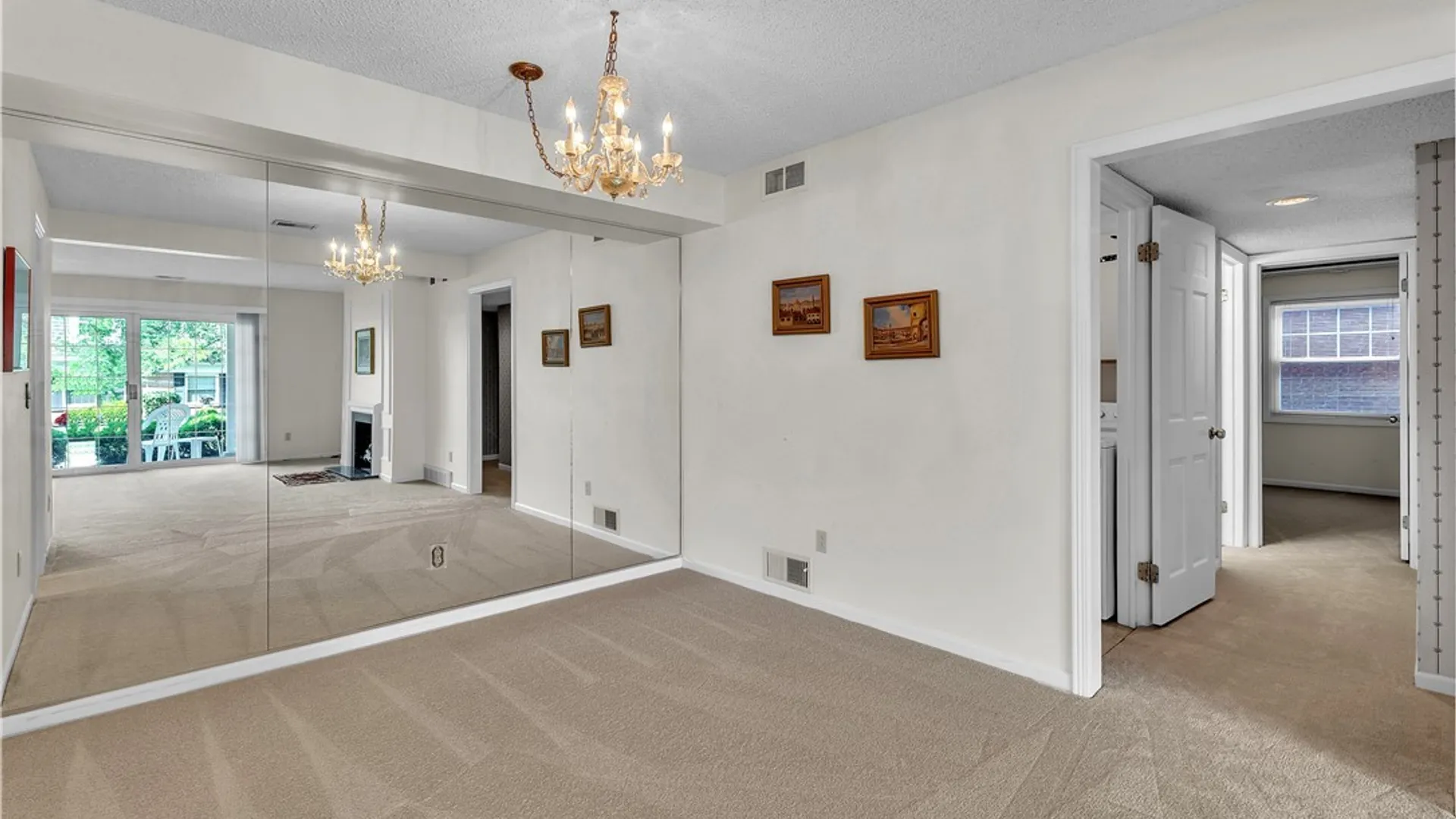 Property at 71 Homer Lane, Amherst, NY 14221 16