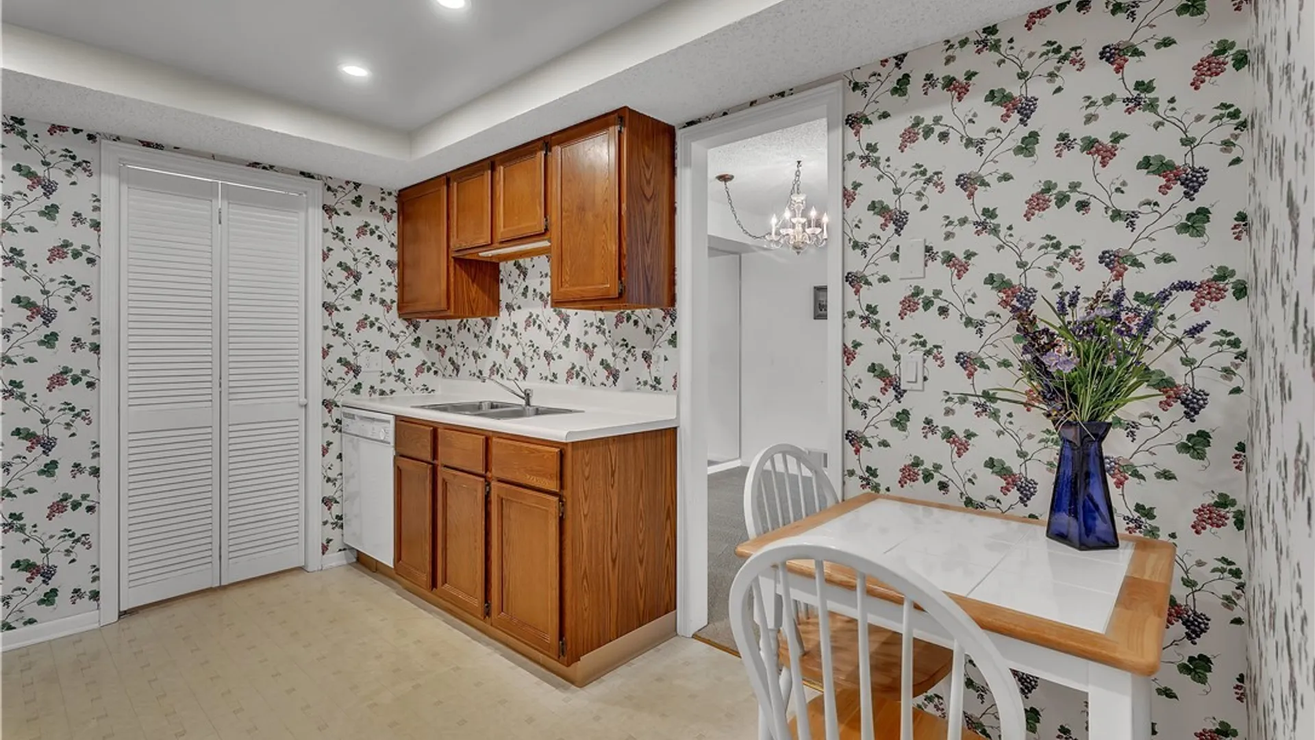 Property at 71 Homer Lane, Amherst, NY 14221 17