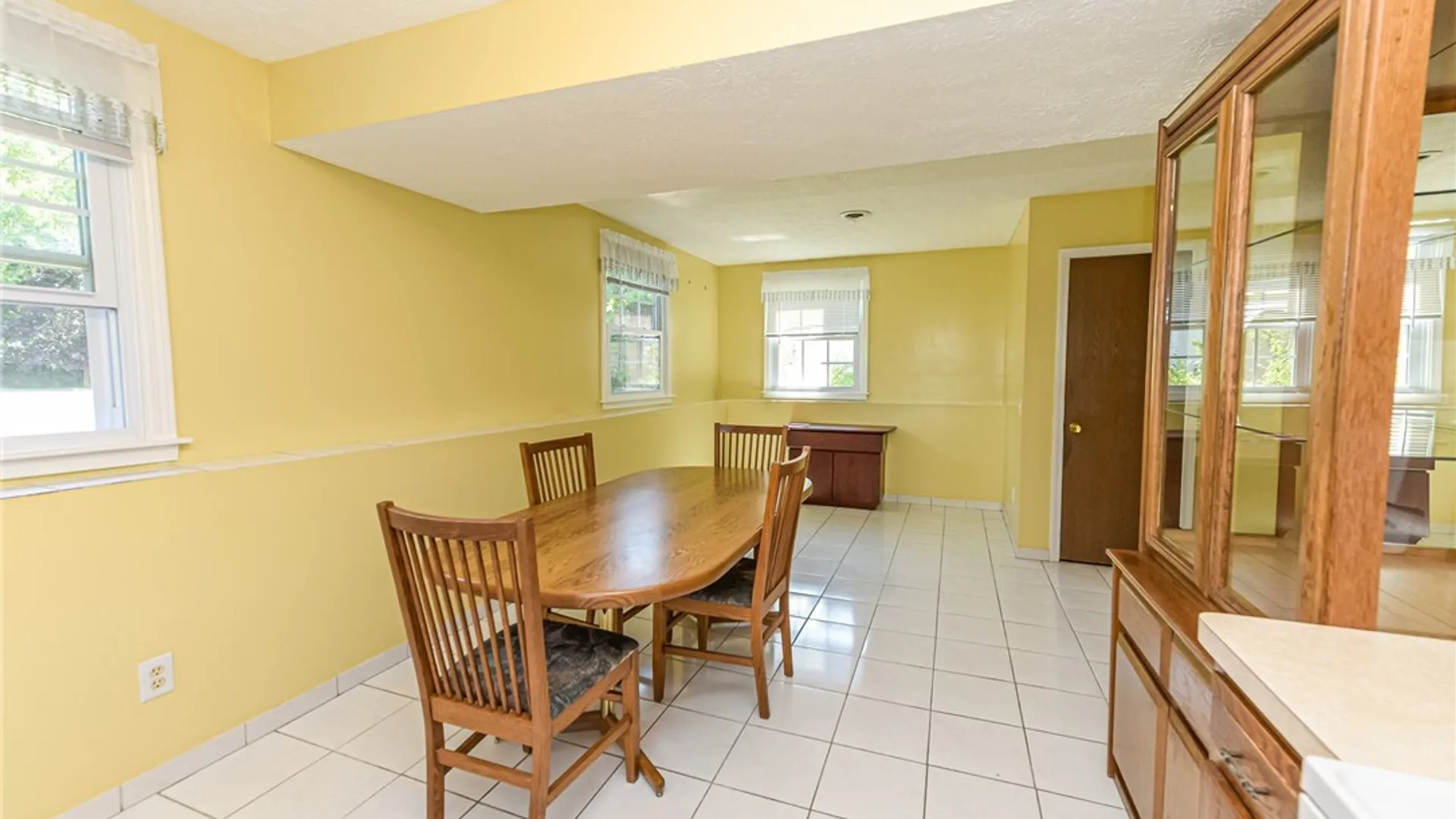 Property at 80 Shadow Lane, Gates, NY 14606 26