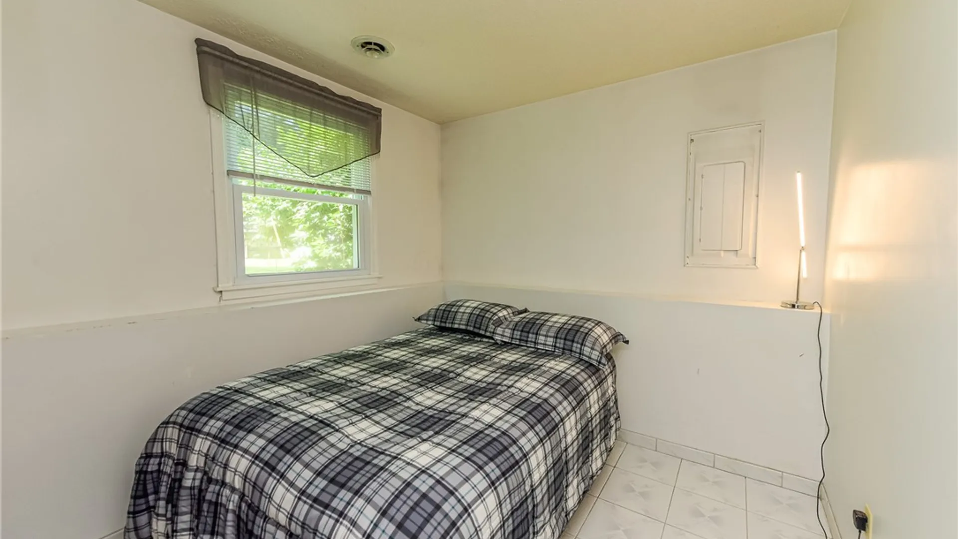 Property at 80 Shadow Lane, Gates, NY 14606 27