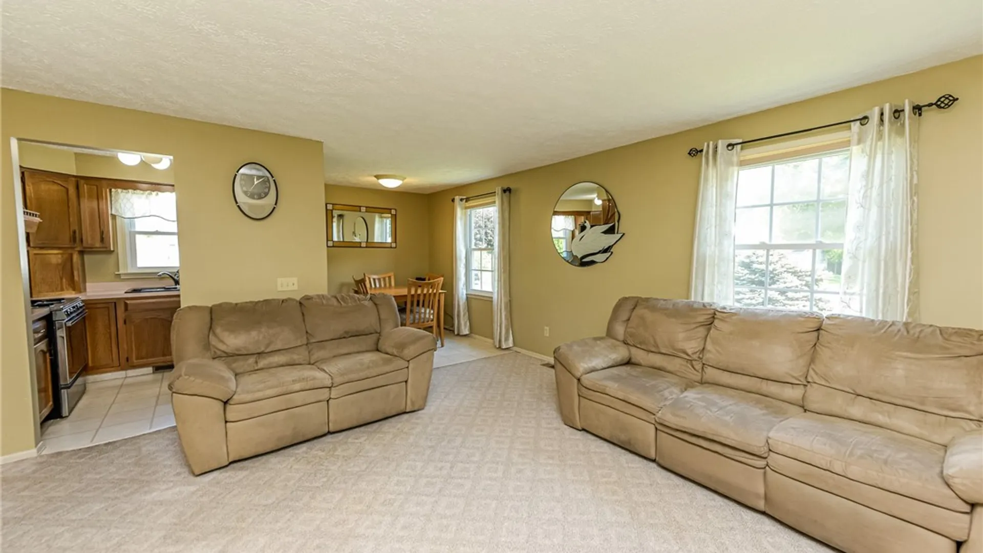 Property at 80 Shadow Lane, Gates, NY 14606 7