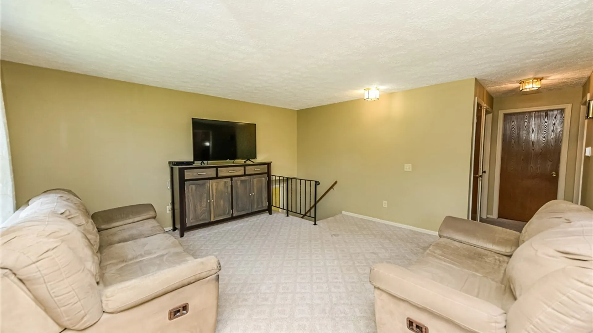 Property at 80 Shadow Lane, Gates, NY 14606 10