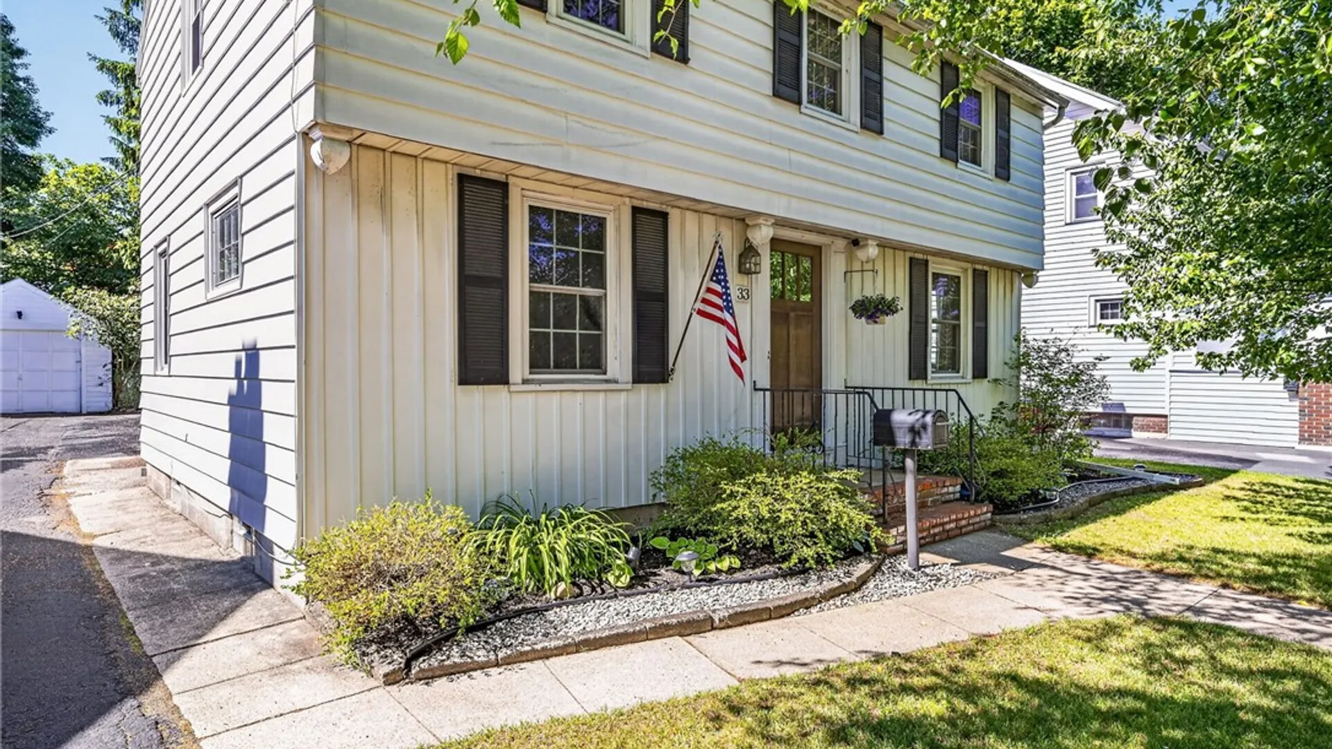 Property at 33 Coolidge Road, Irondequoit, NY 14622 31
