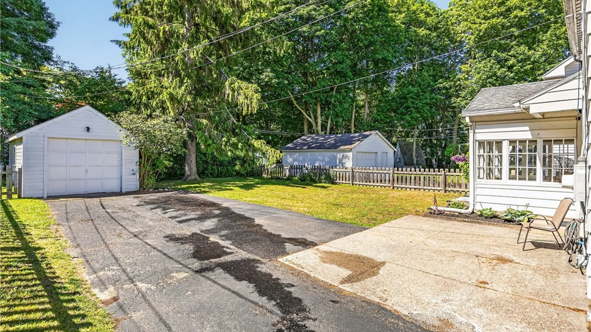 Property at 33 Coolidge Road, Irondequoit, NY 14622 33