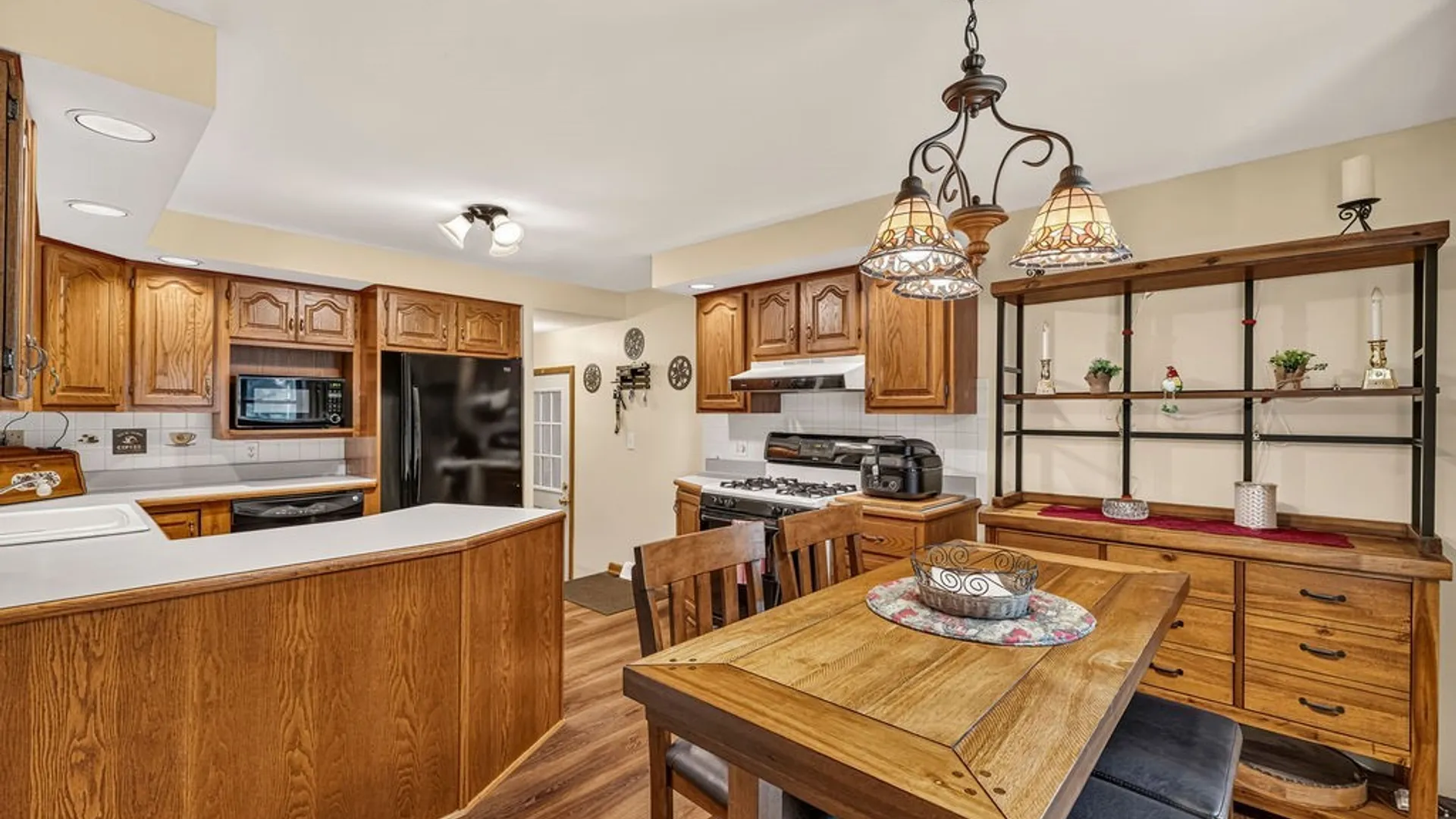 Property at 31 George Drive, West Seneca, NY 14224 8