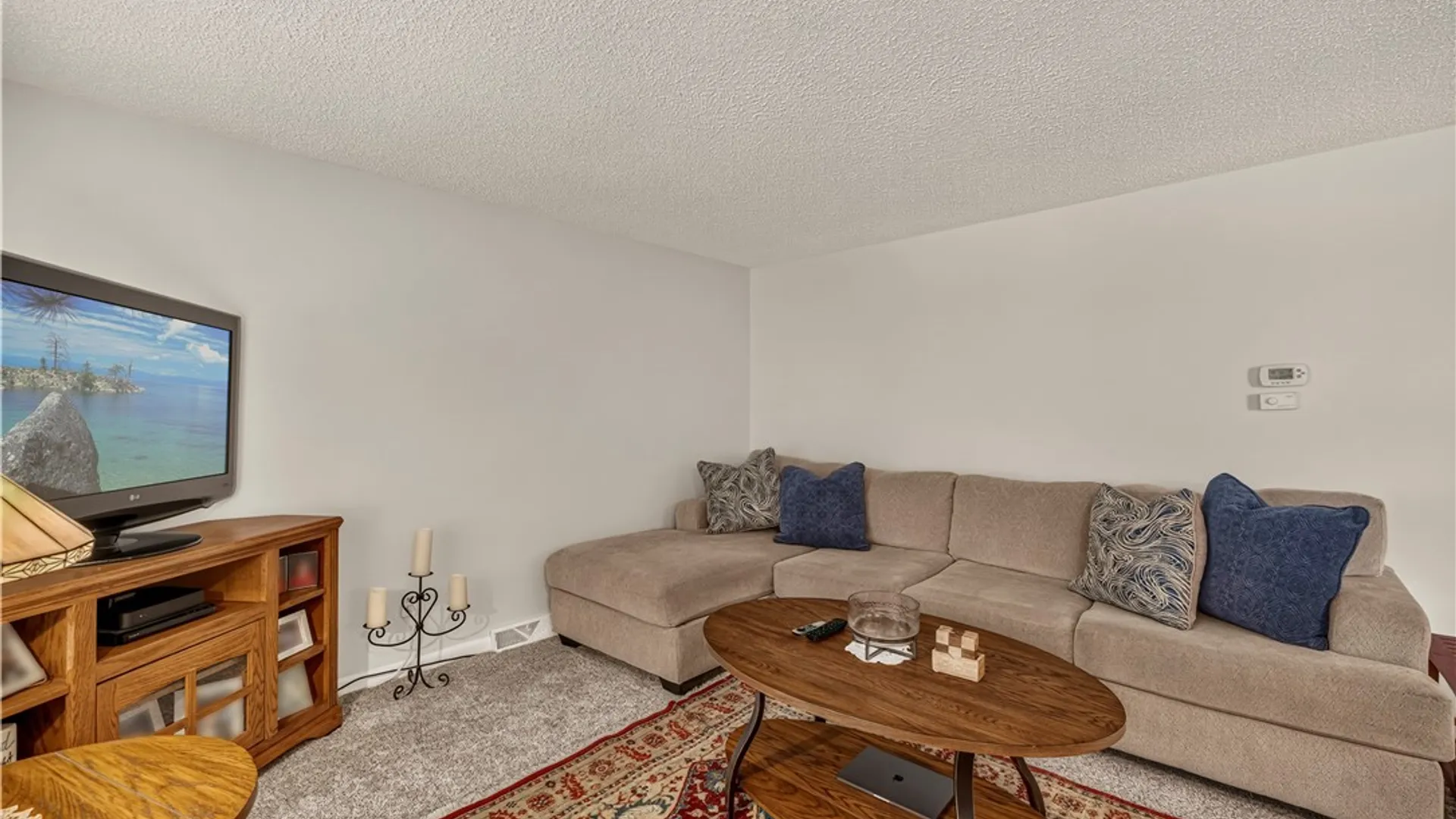 Property at 31 George Drive, West Seneca, NY 14224 6