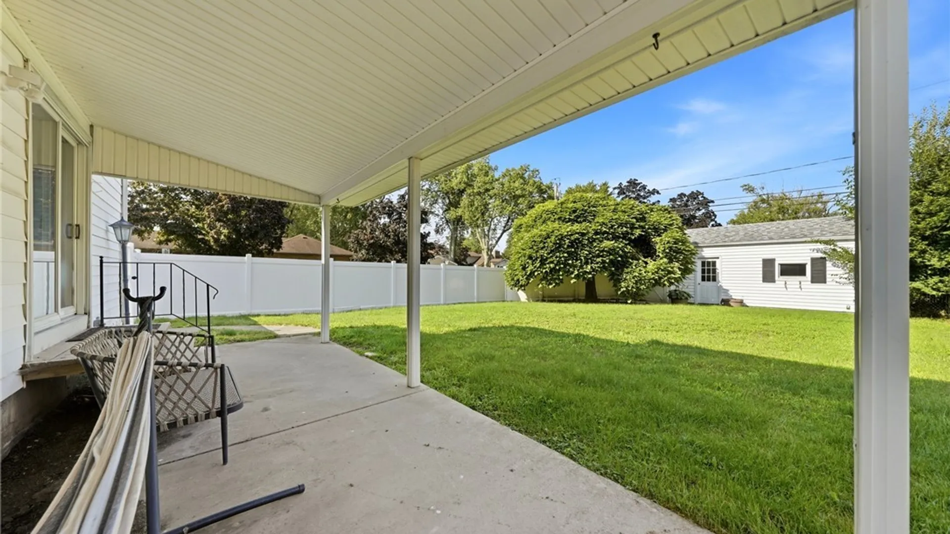 Property at 196 Deumant, Tonawanda, NY 14223 6