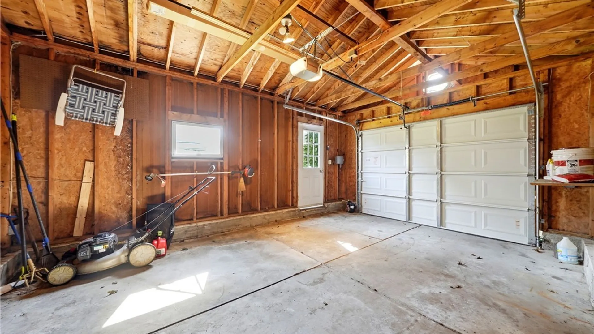 Property at 196 Deumant, Tonawanda, NY 14223 44