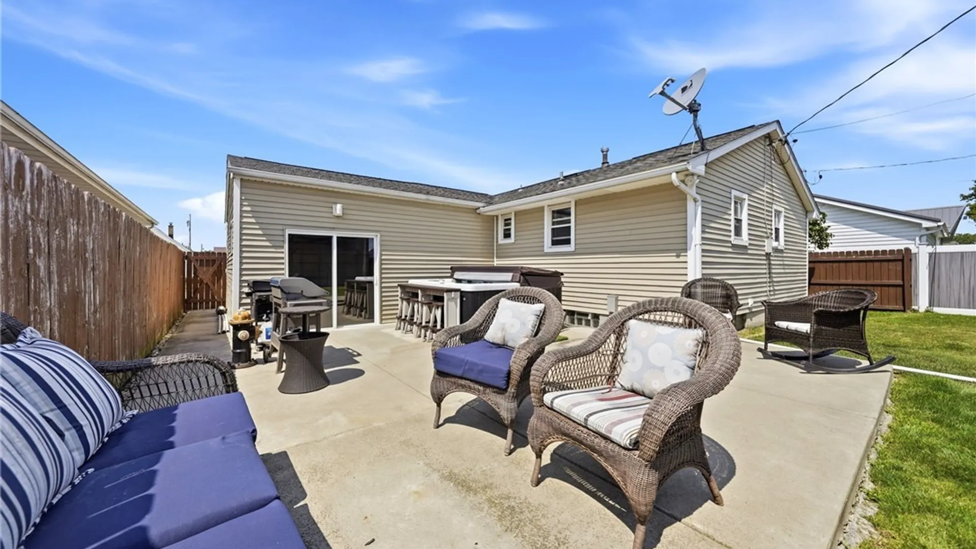 Property at 85 Lemoine Avenue, Cheektowaga, NY 14227 4