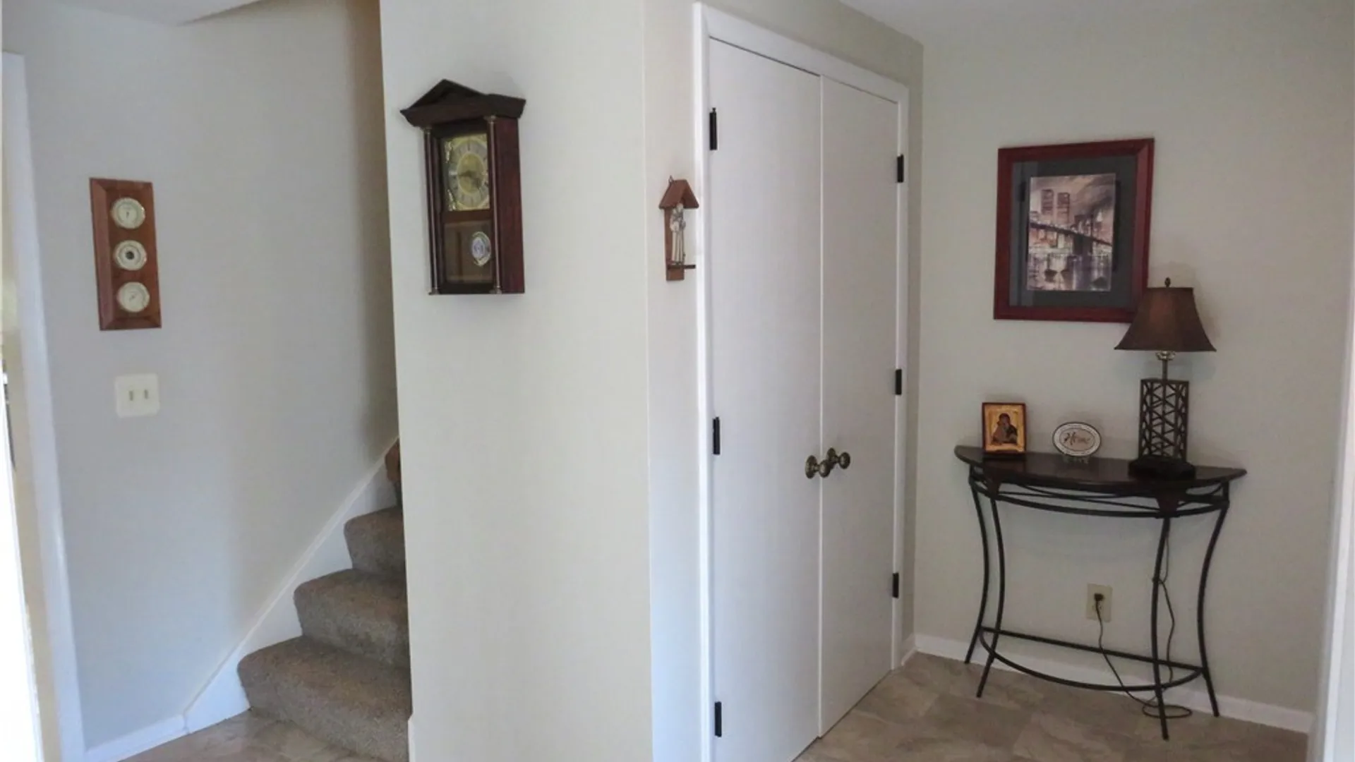 Property at 7376 Farmstead Road, Clay, NY 13088 5