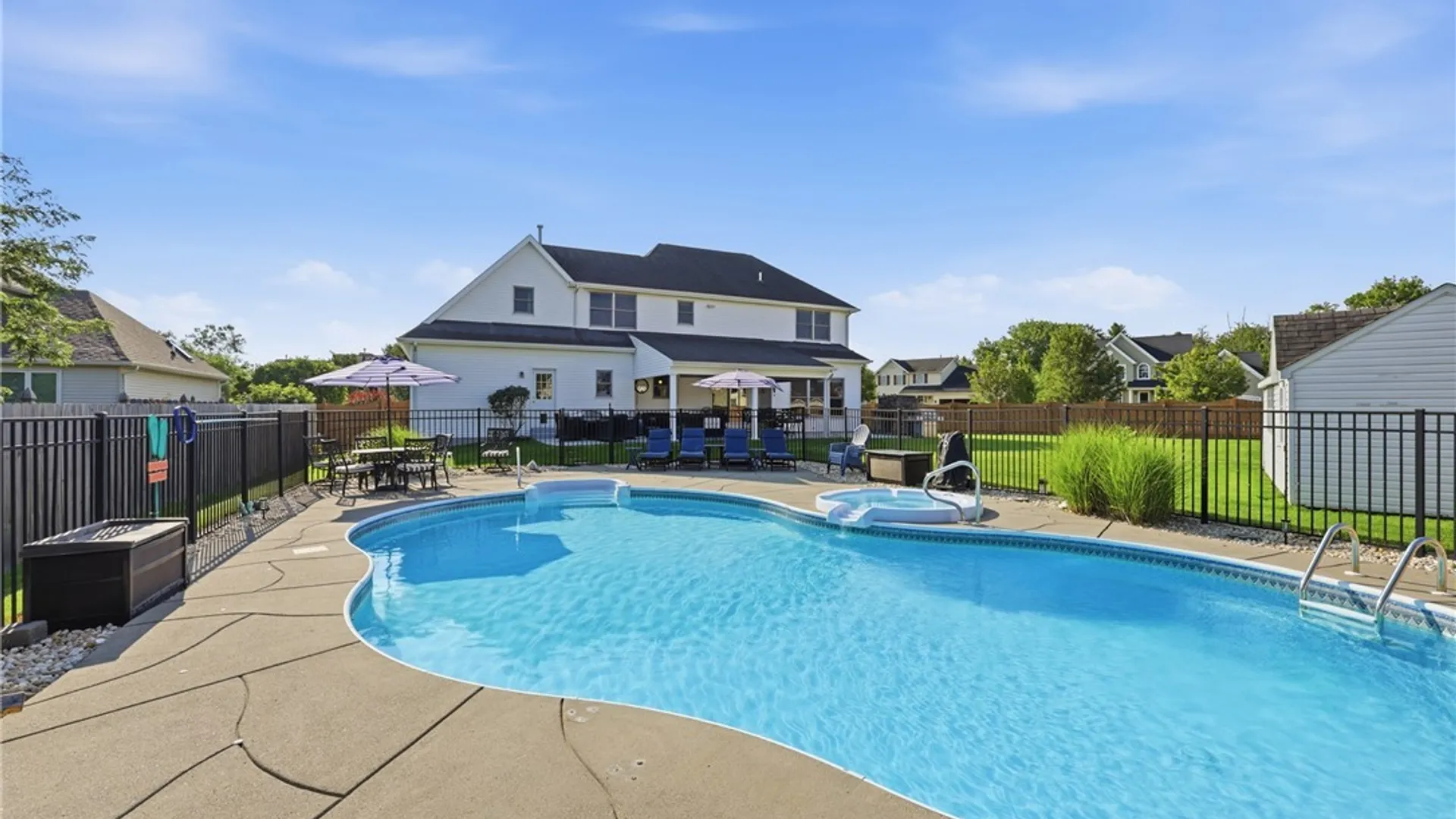Property at 135 Independence Lane, Grand Island, NY 14072 41