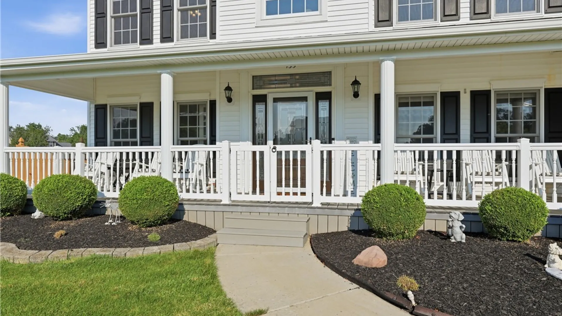 Property at 135 Independence Lane, Grand Island, NY 14072 3