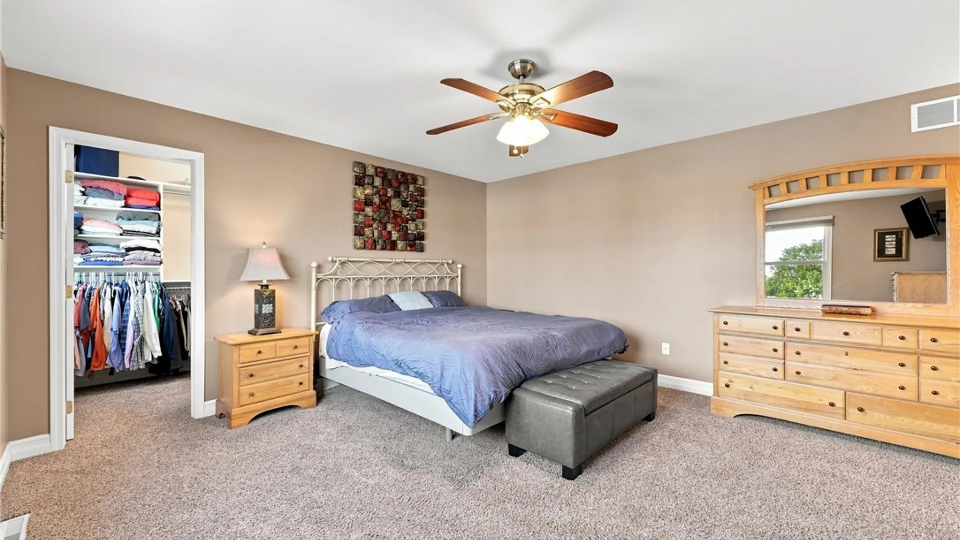 Property at 135 Independence Lane, Grand Island, NY 14072 20
