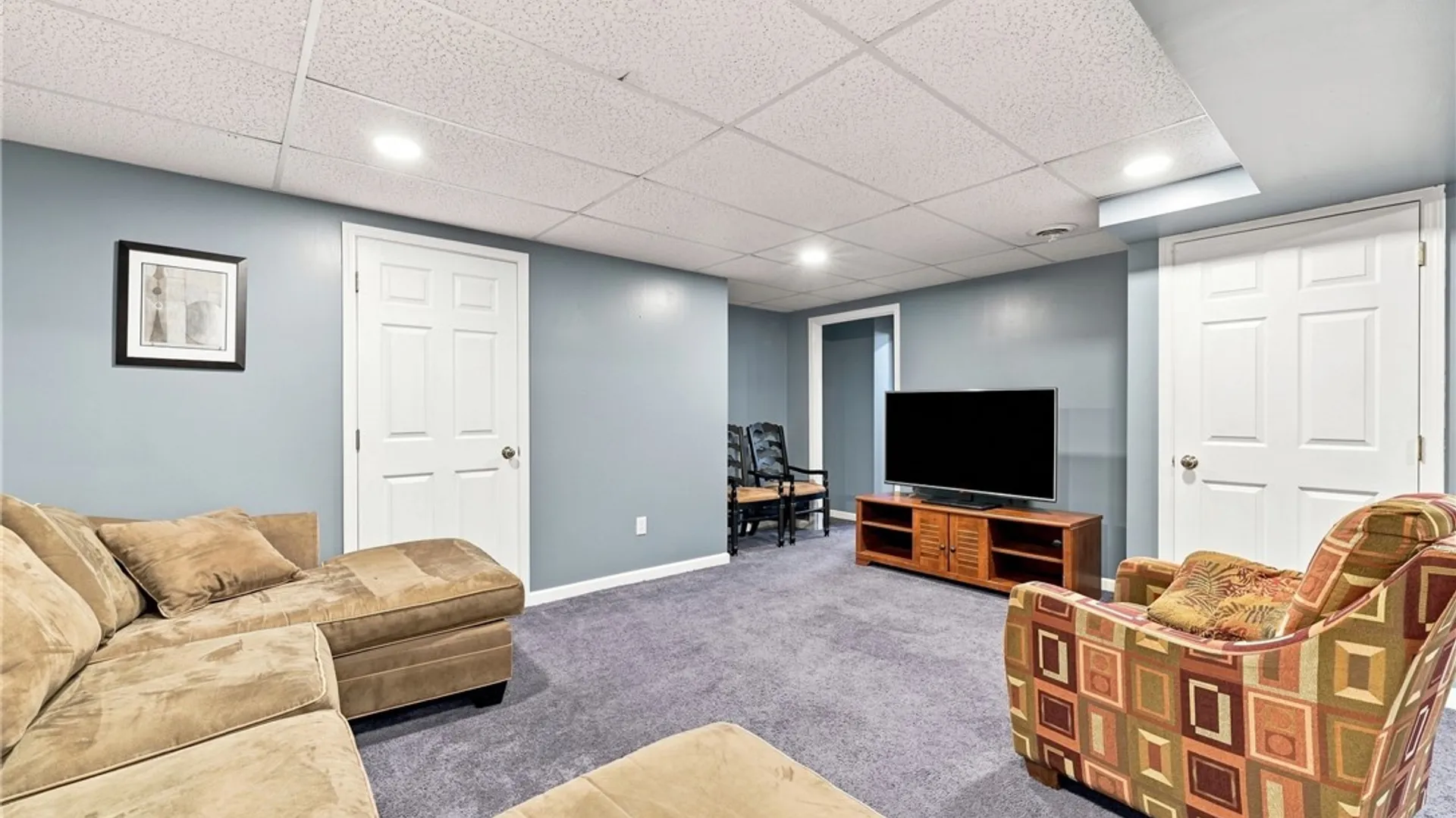 Property at 135 Independence Lane, Grand Island, NY 14072 30