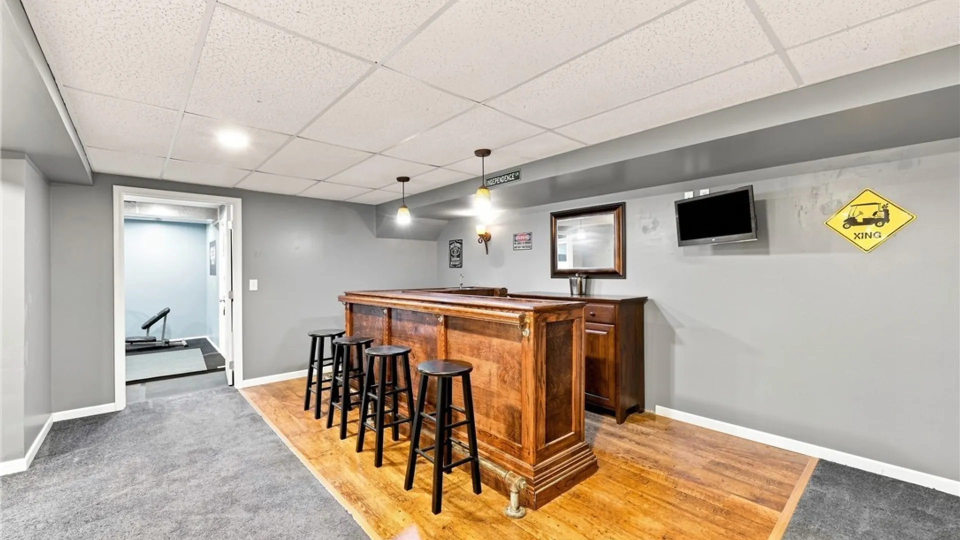 Property at 135 Independence Lane, Grand Island, NY 14072 32