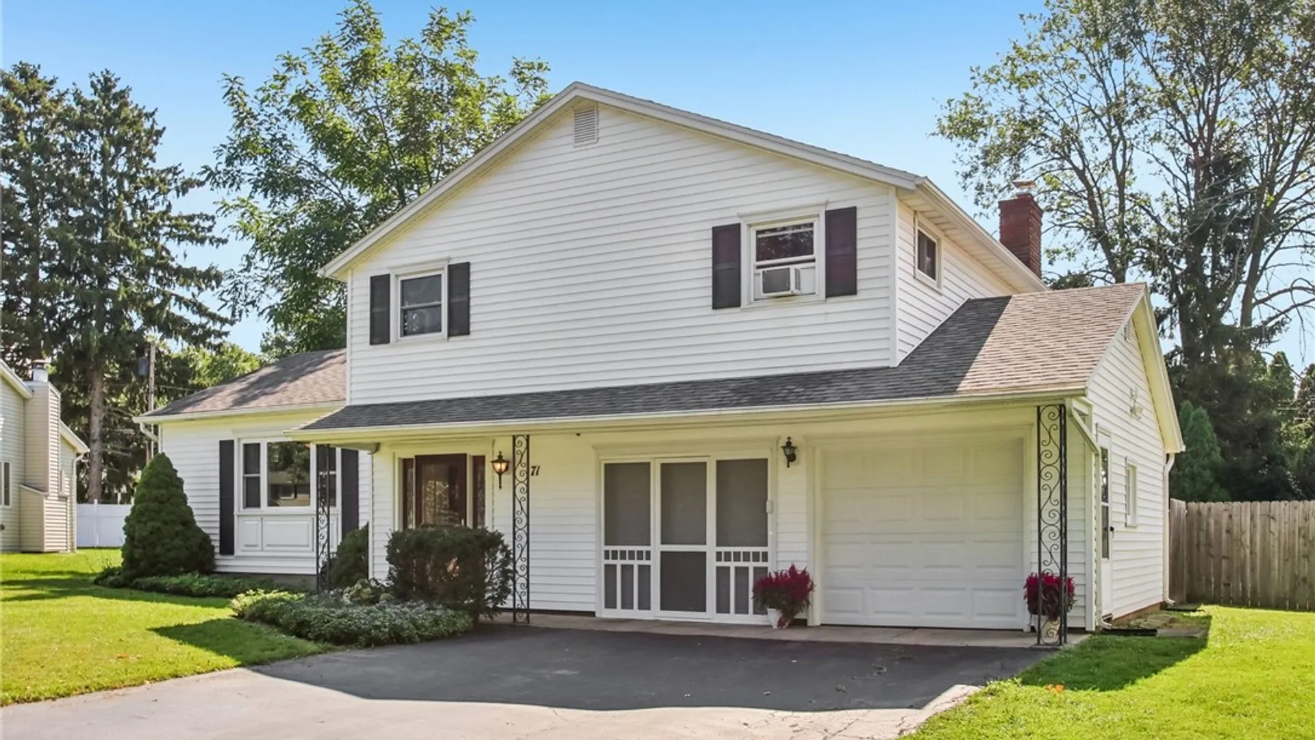 Property at 71 San Marie Drive, Irondequoit, NY 14622 3