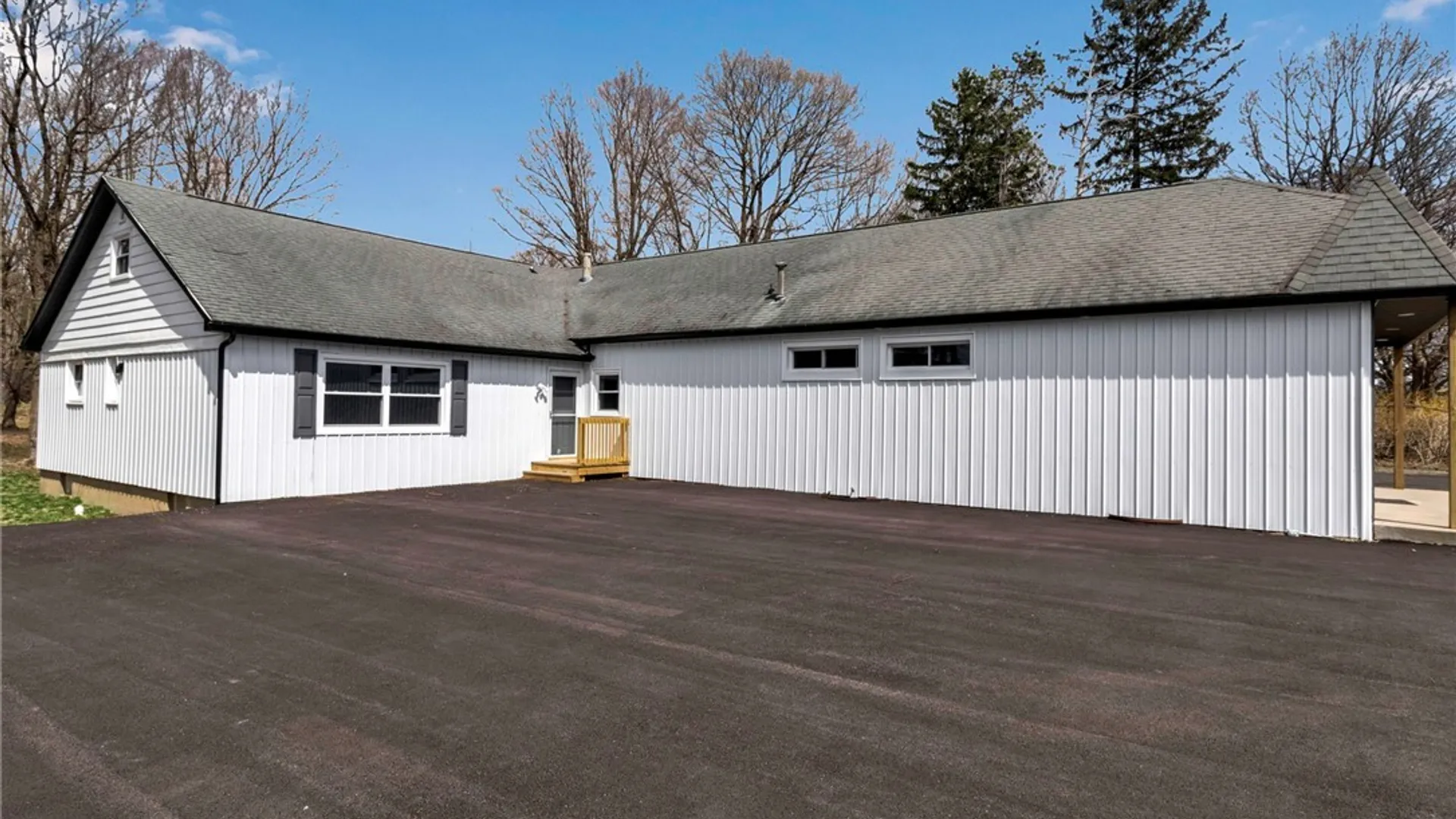 Property at 12482 Broadway Street, Alden, NY 14004 5