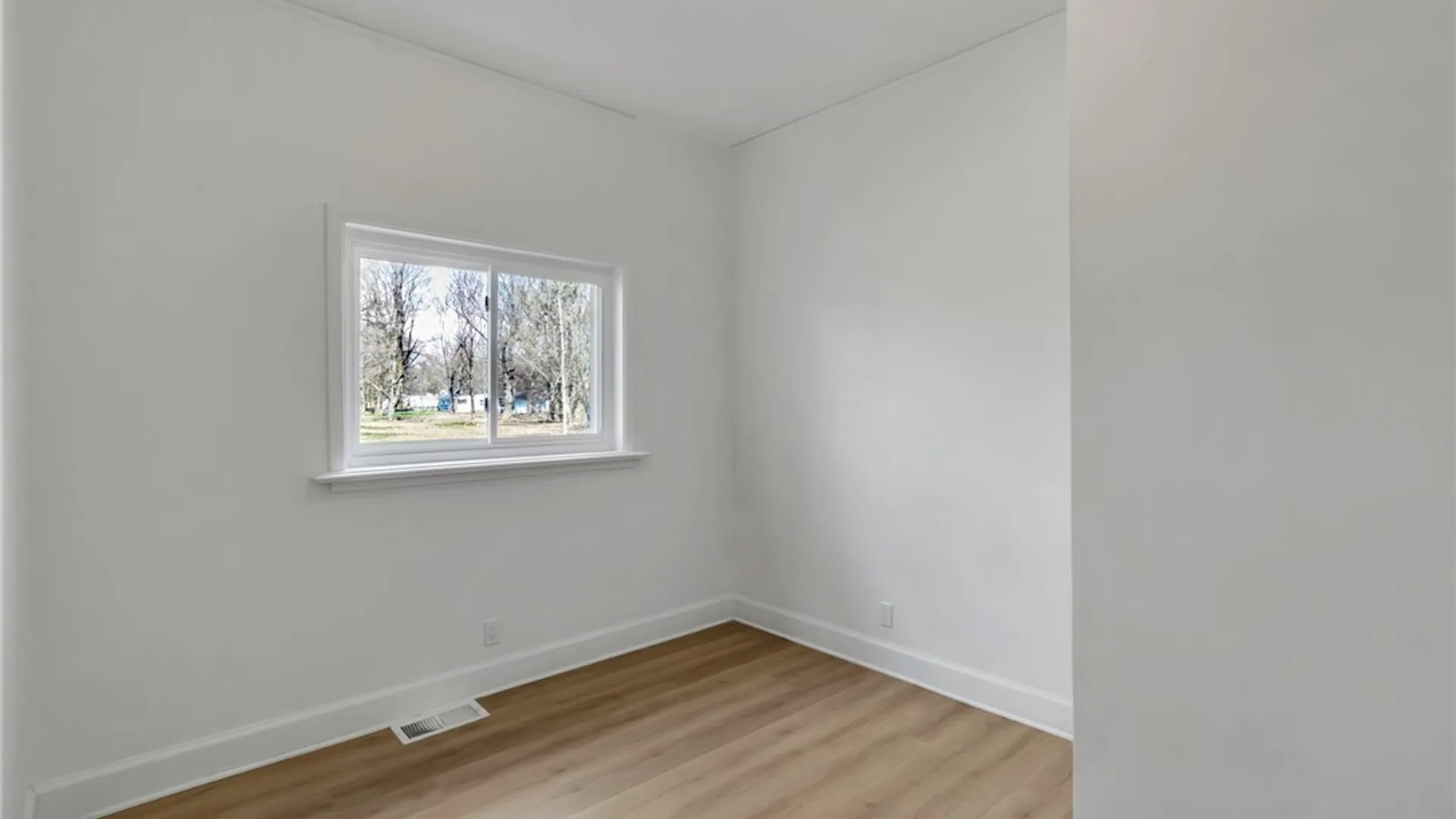 Property at 12482 Broadway Street, Alden, NY 14004 11