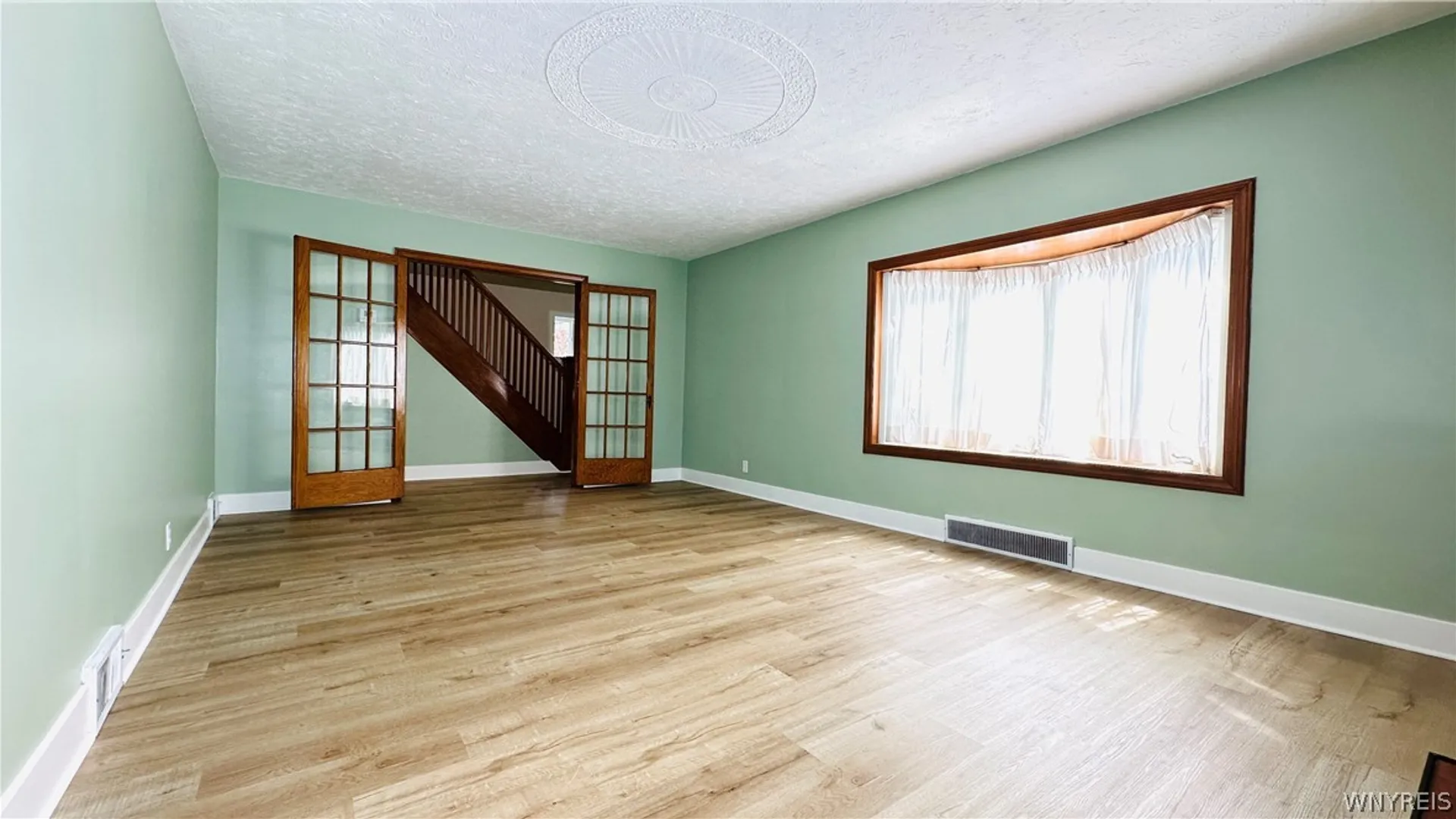 Property at 2486 LaSalle Avenue, Niagara Falls, NY 14301 9