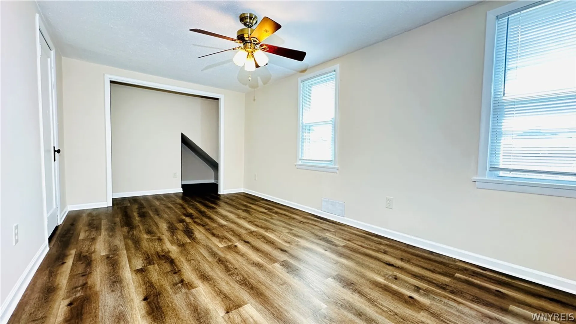 Property at 2486 LaSalle Avenue, Niagara Falls, NY 14301 25
