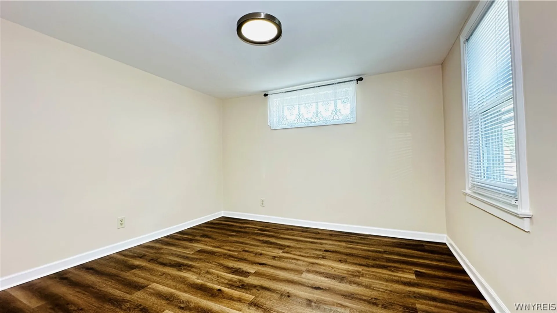 Property at 2486 LaSalle Avenue, Niagara Falls, NY 14301 30