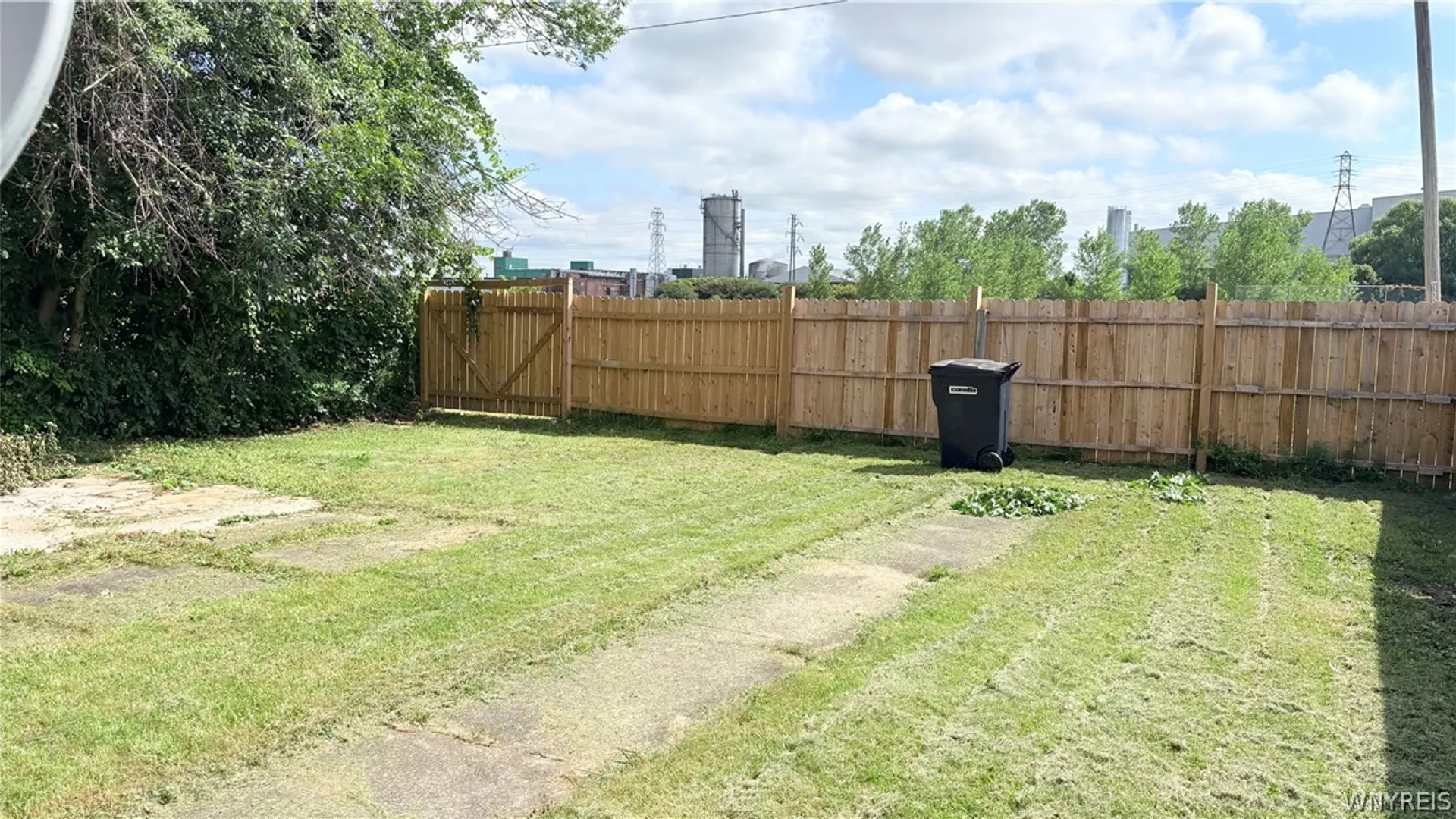 Property at 353 38th Street, Niagara Falls, NY 14303 8