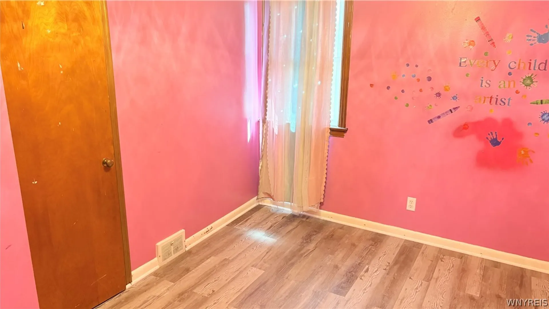 Property at 353 38th Street, Niagara Falls, NY 14303 16