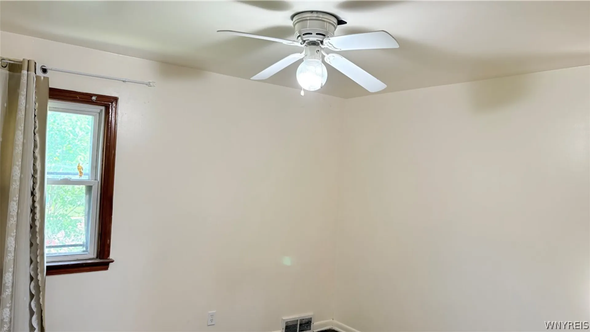 Property at 353 38th Street, Niagara Falls, NY 14303 19