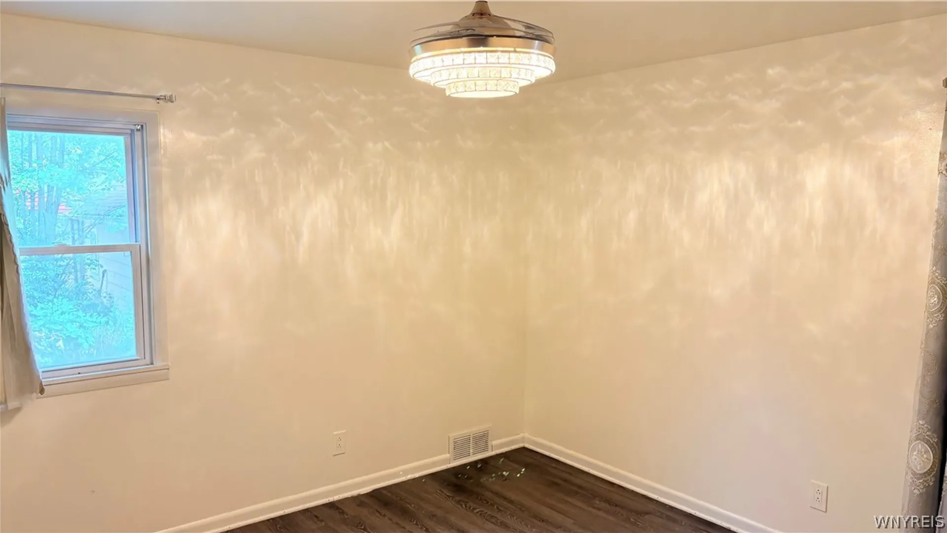 Property at 353 38th Street, Niagara Falls, NY 14303 28