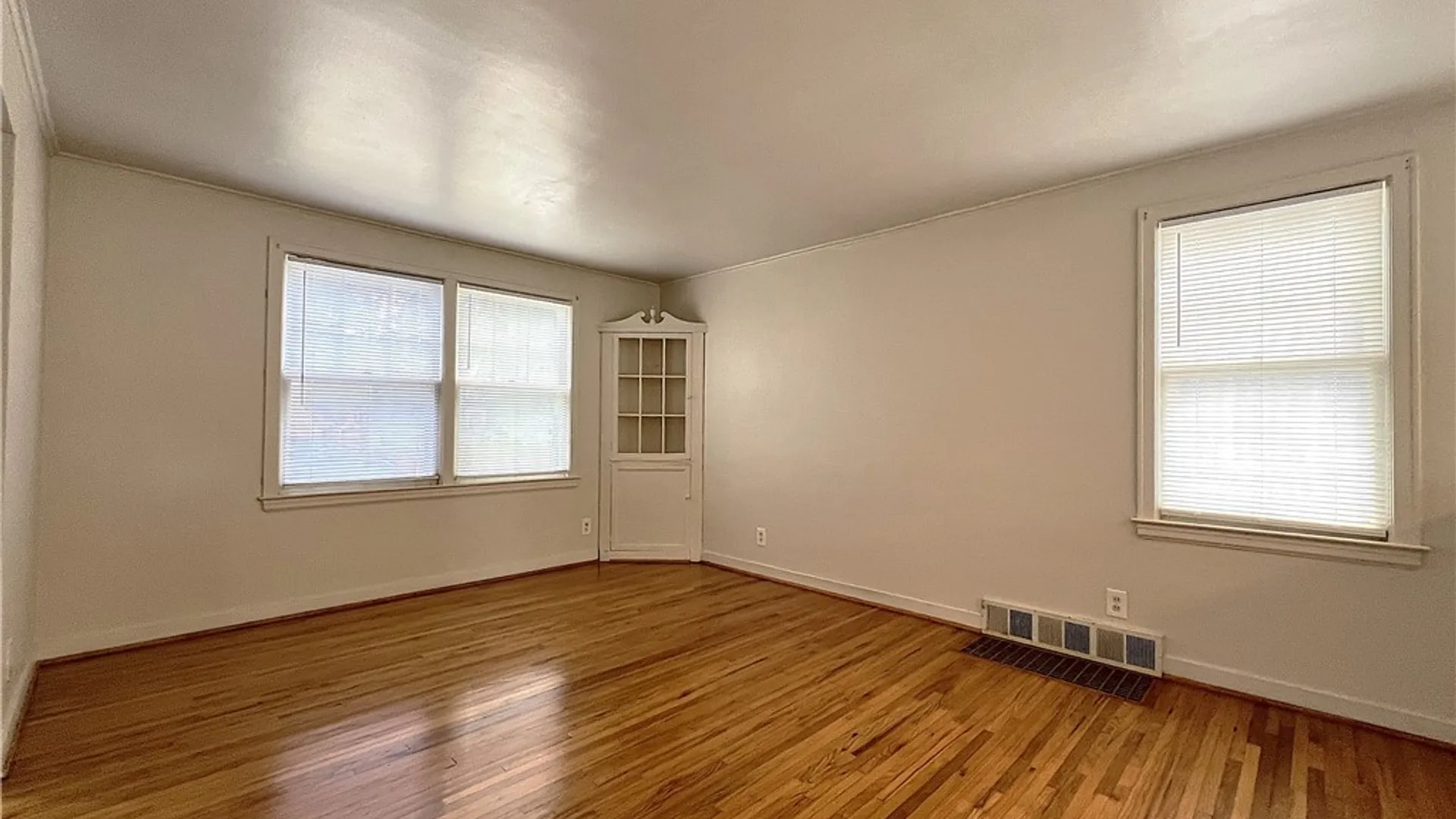 Property at 615 Starin Avenue, Buffalo, NY 14216 4