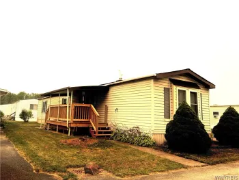 Property at 6035  #43 WILLOWBEND S Transit Road, Lockport Town, NY 14094
