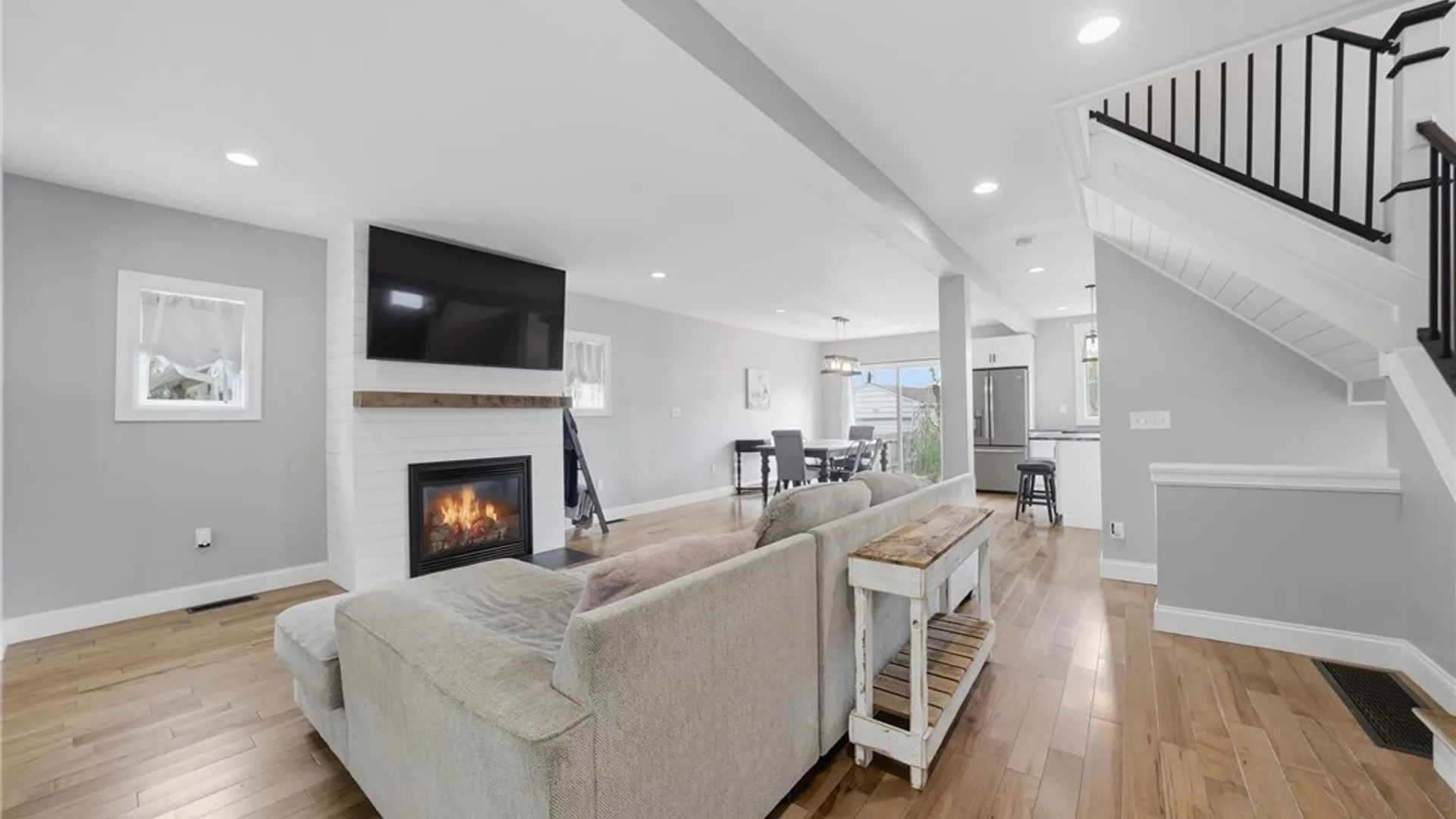 Property at 799 Mckinley Parkway, Buffalo, NY 14220 10
