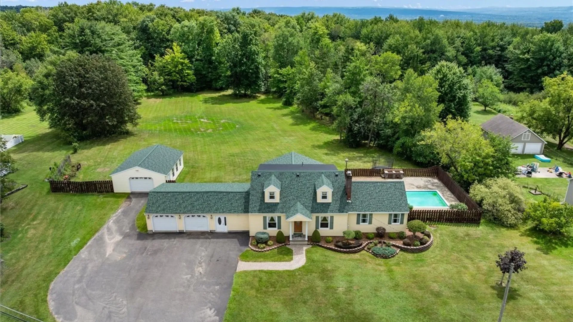 Property at 6578 Fox Road, Marcy, NY 13403 4