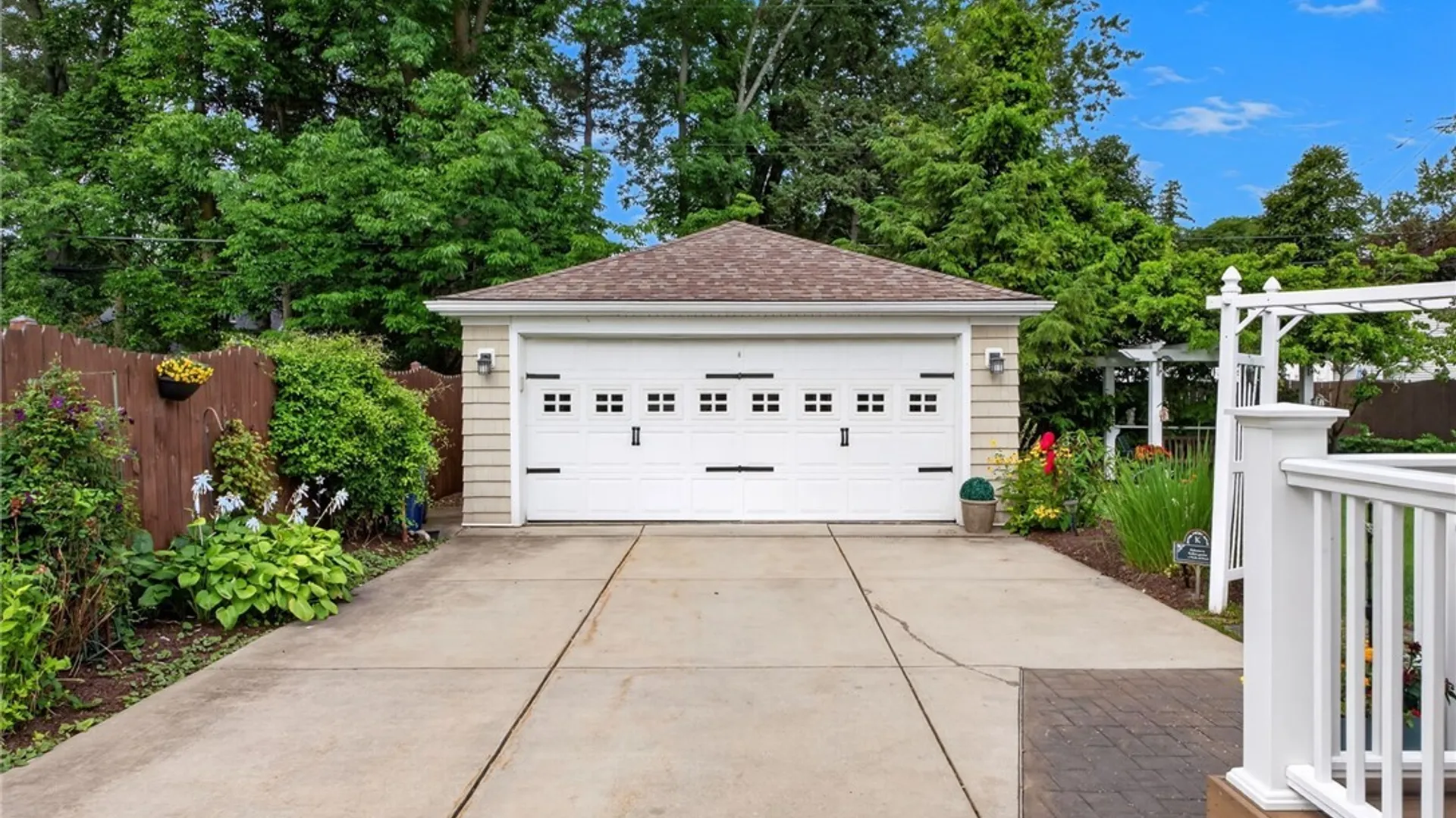 Property at 36 Lorfield Dr, Amherst, NY 14226 45