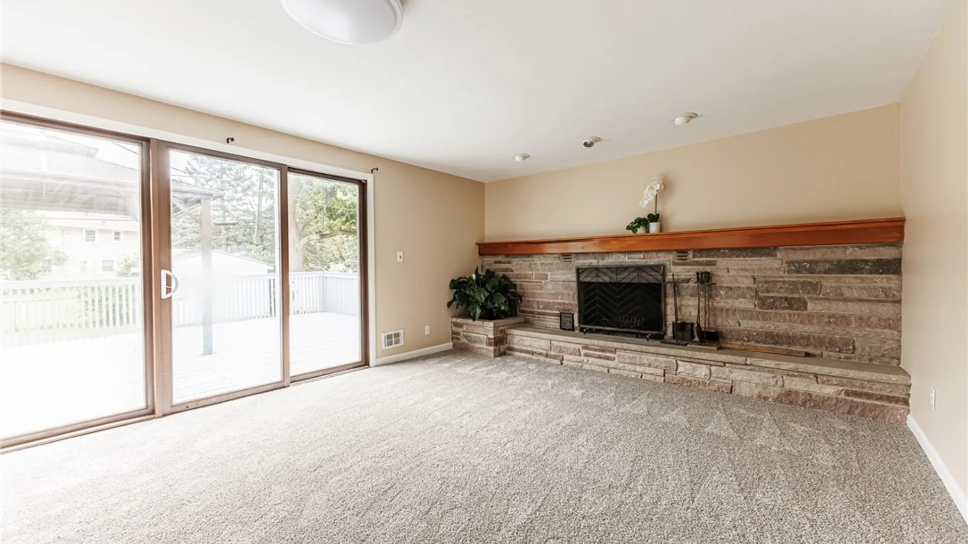 Property at 35 Grecian Parkway, Greece, NY 14626 19