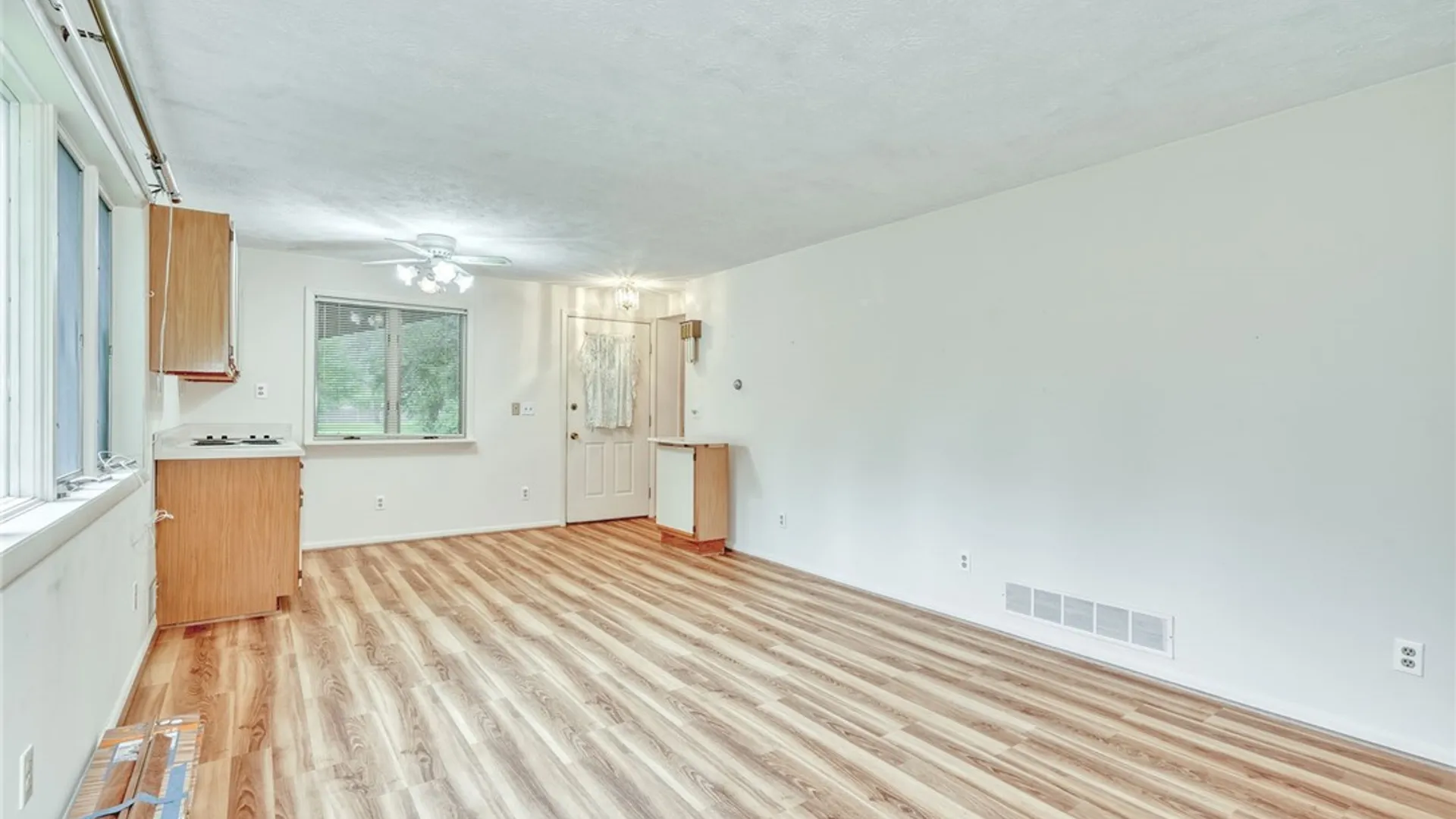 Property at 60 Willhurst Drive, Gates, NY 14606 32