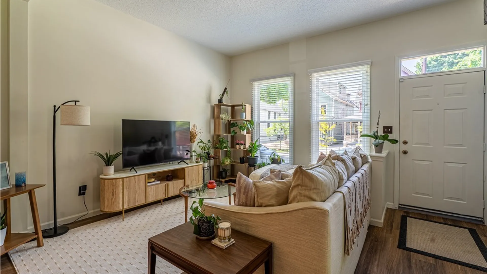 Property at 75 Mariner Street, Buffalo, NY 14201 5