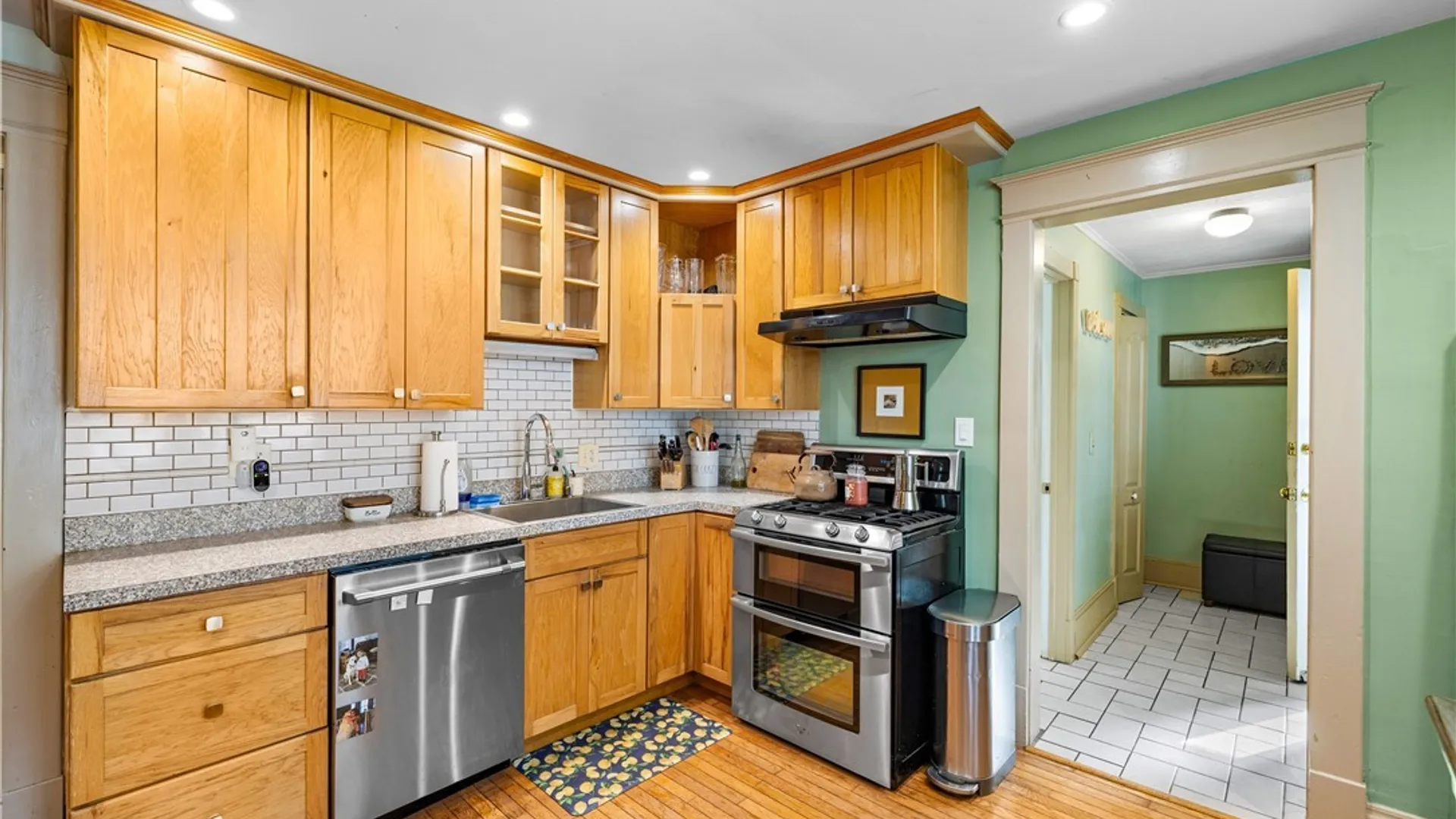 Property at 79 Oxford Road, New Hartford, NY 13413 17