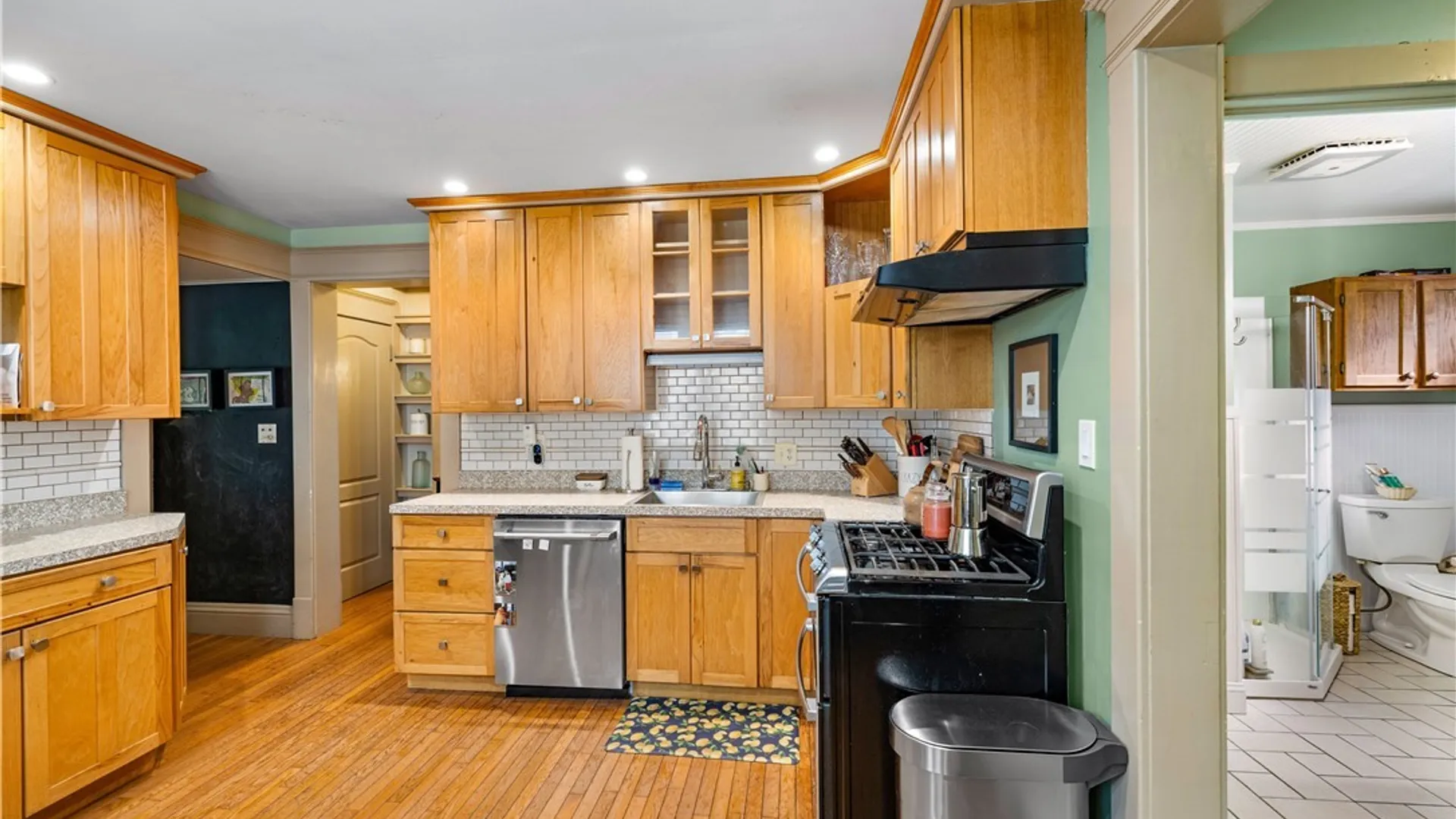 Property at 79 Oxford Road, New Hartford, NY 13413 19