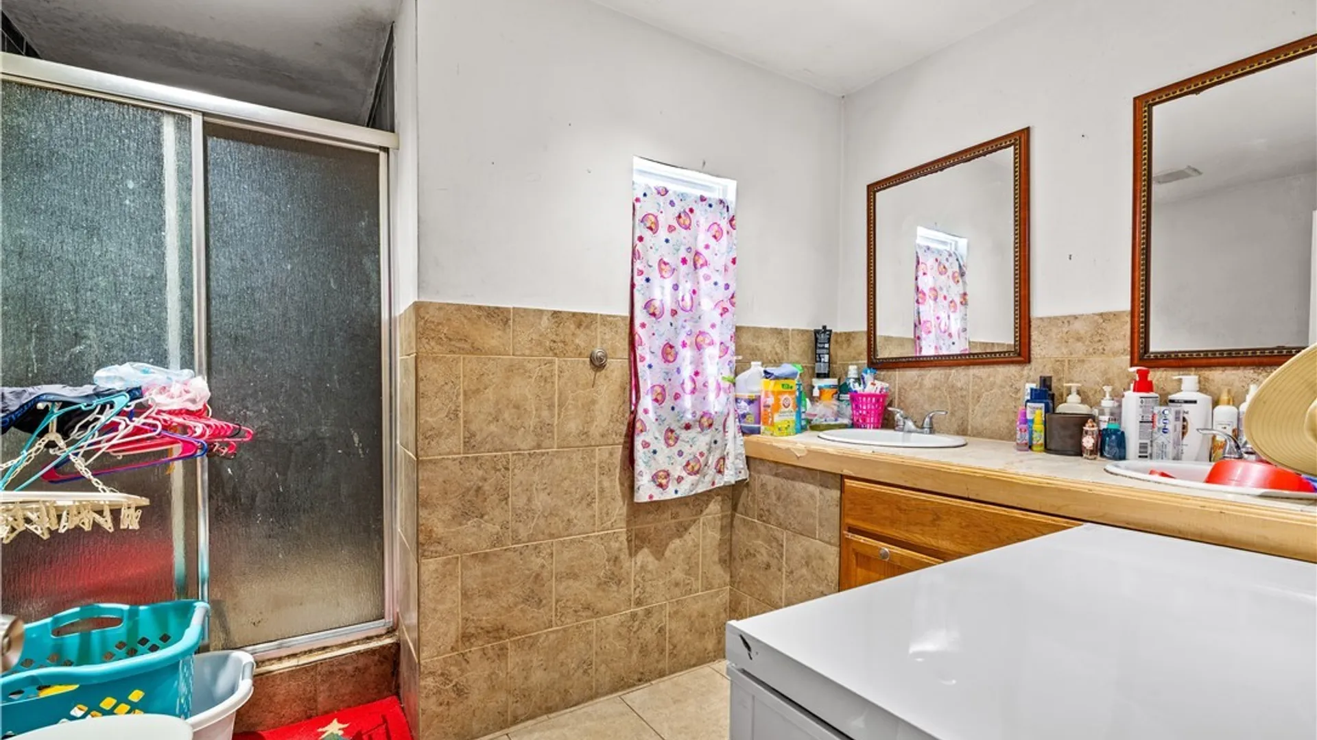 Property at 770 Elizabeth Street, Utica, NY 13501 15
